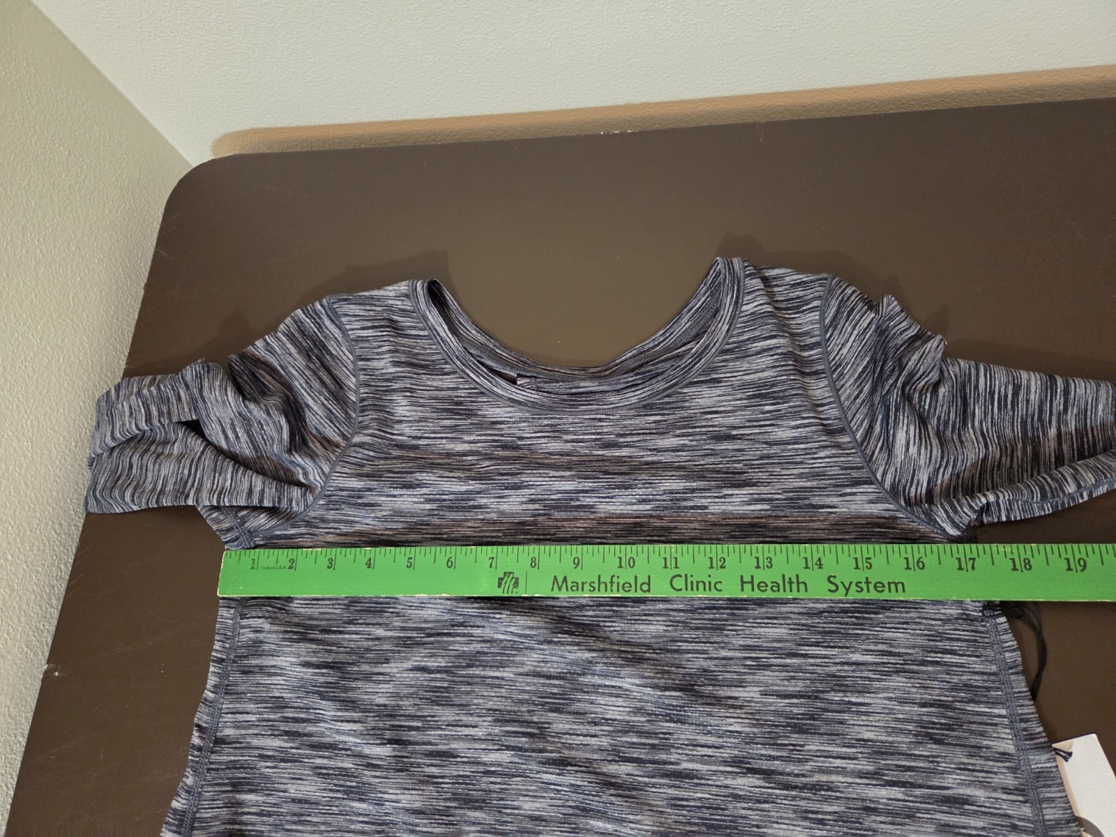 Zyia Active Womens Medium M Split Back Long Sleeve T New Nwt Thumbholes