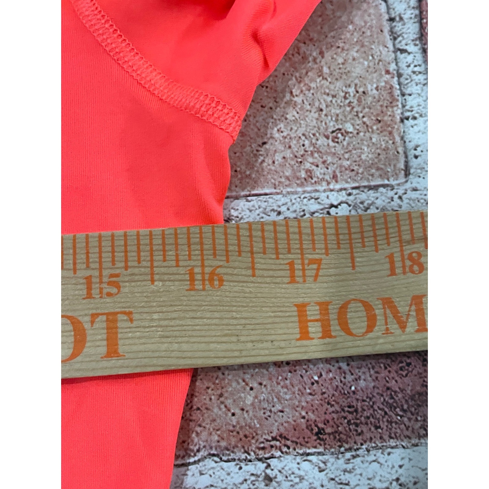 Tommie Copper Womens Core Compression V-Neck Shirt Neon Coral Size Large NWT