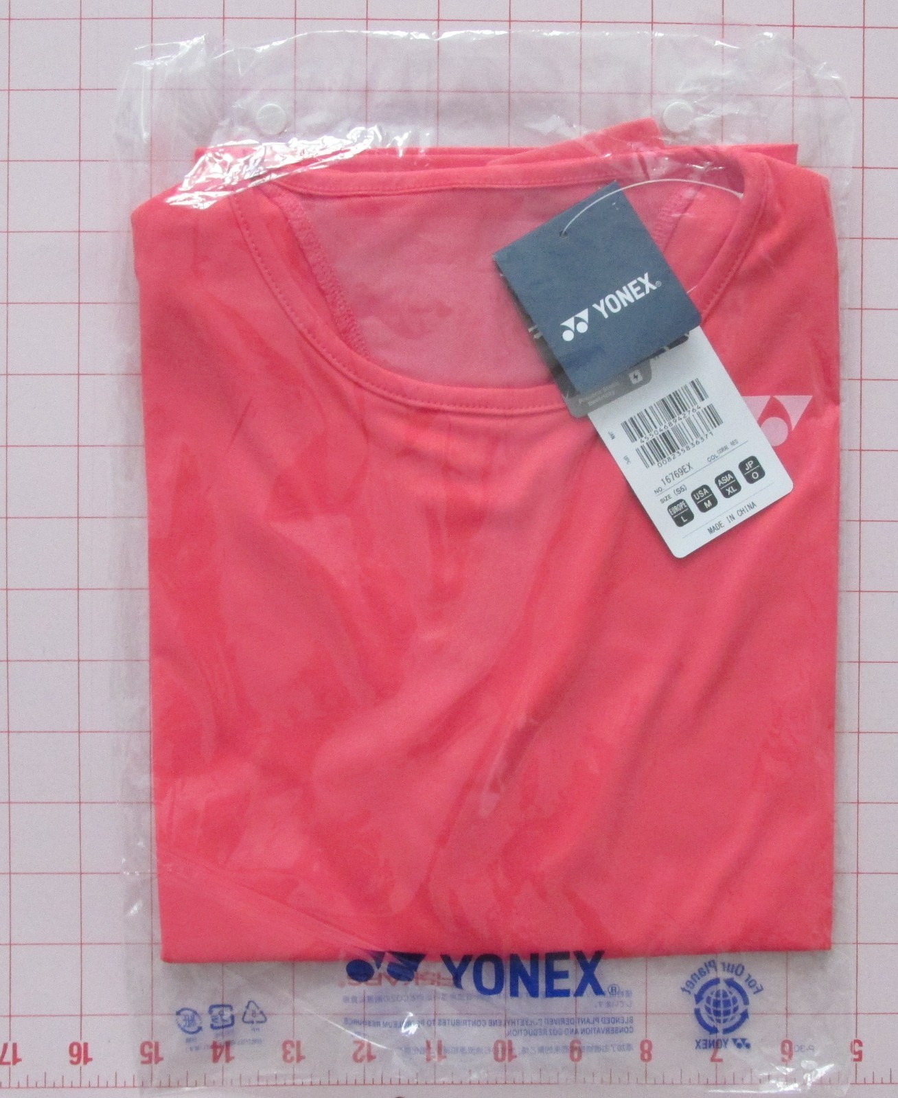 NWT Yonex Coral Red Split side Top size M UPC008235836371
