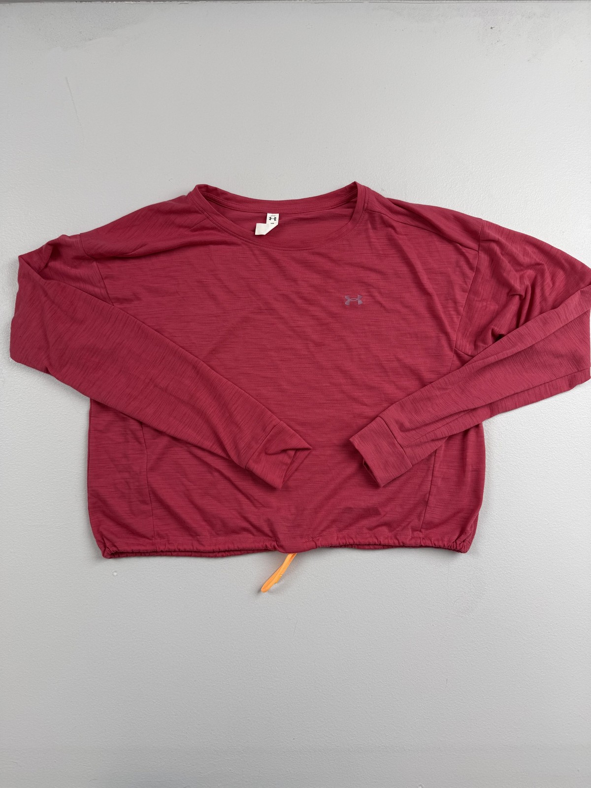 Under Armour Shirt Womens Medium Red Long Sleeve HeatGear Cropped Athletic