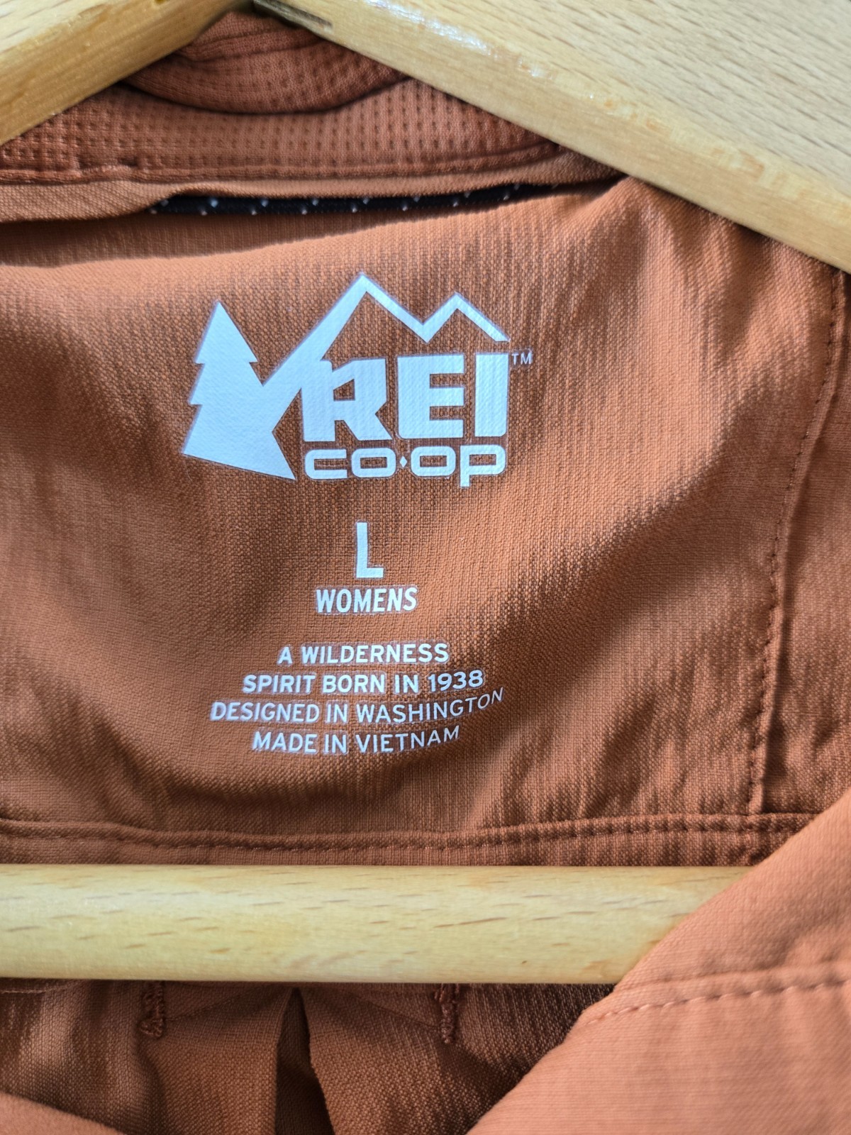 REI Co Op Sahara Shirt Women’s Large Peach Long Sleeve Fishing Hiking Quick Dry