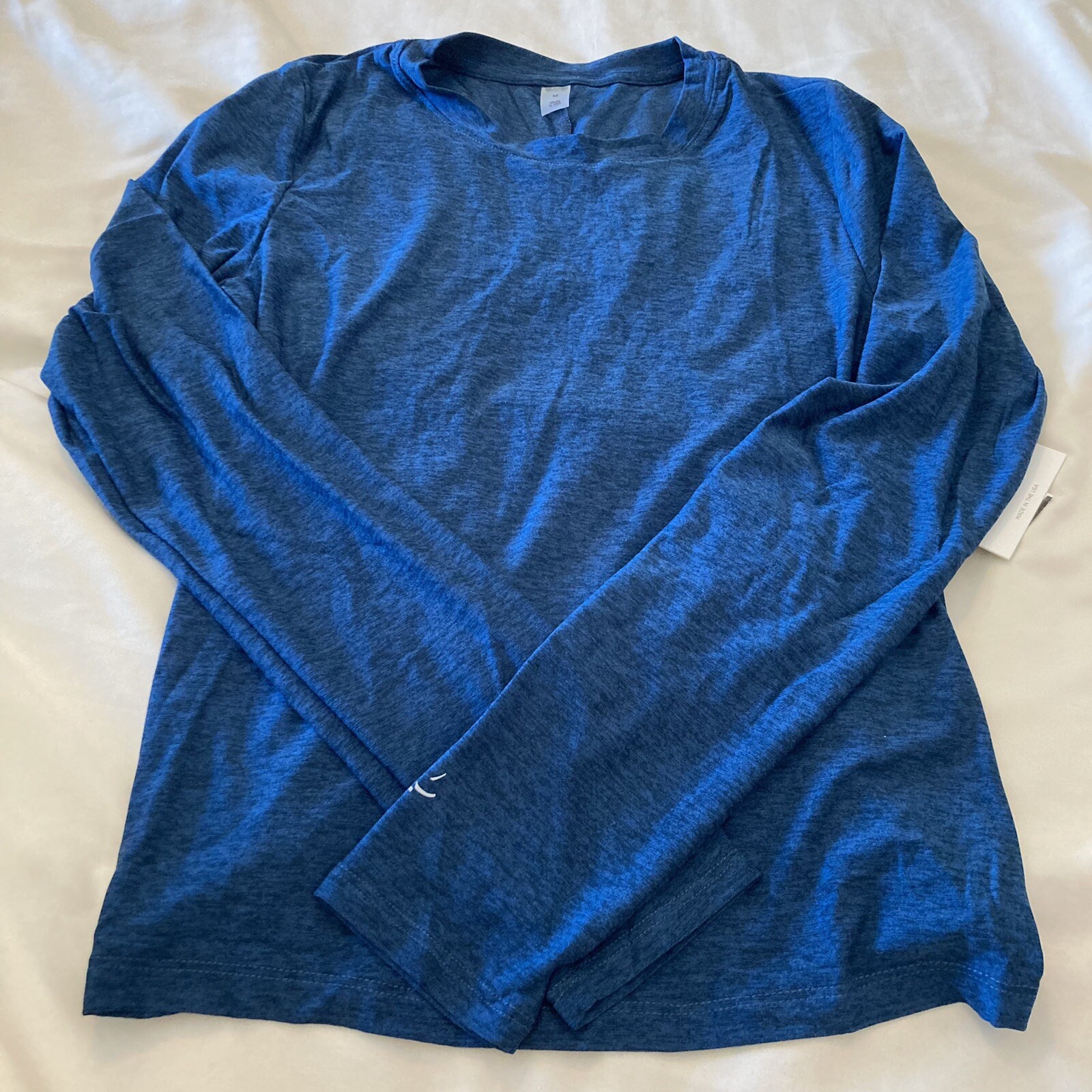 beyond yoga featherweight Inner Circle Pullover Tee Longsleeve CELBL blue M $78