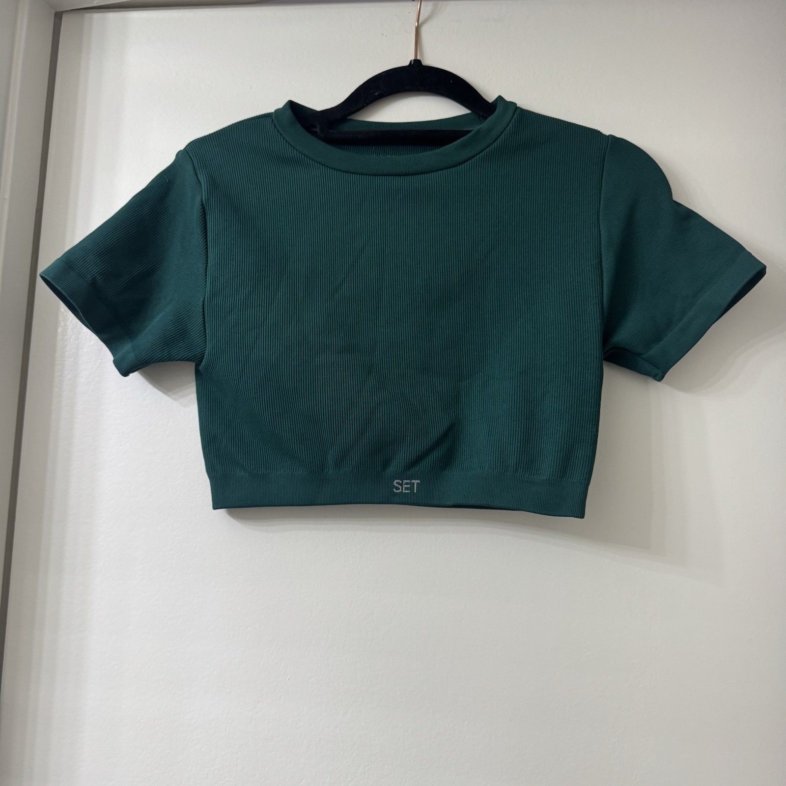 Set Active Cropped Short Sleeve Ribbed Green Top Size Medium