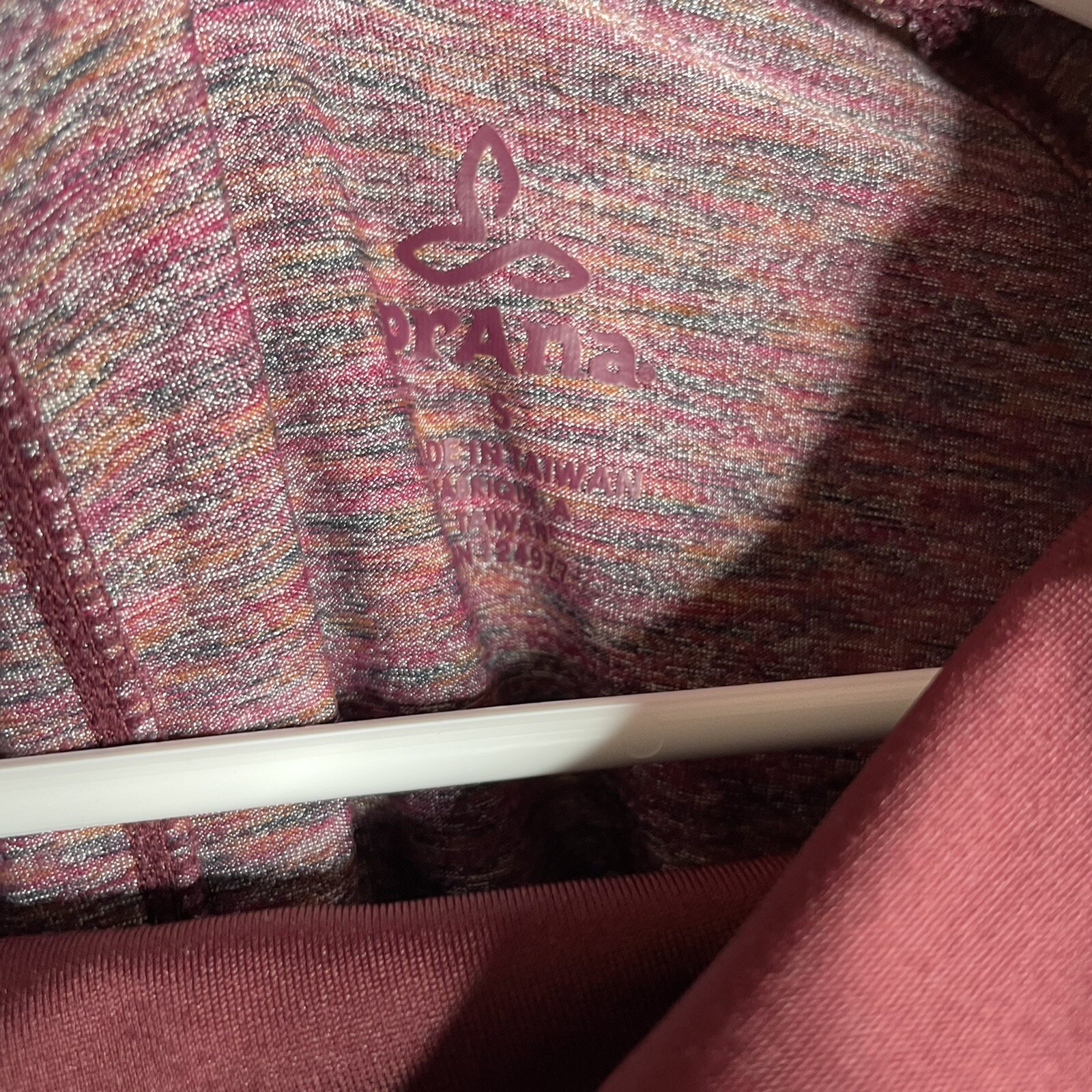 prAna Ember Cowl Funnel Neck Pullover Shirt Women’s S Raisin Pockets