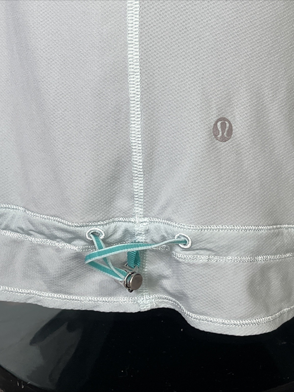 Lululemon Back Pleat Drawstring Muscle Tank Top PALE TURQUOISE BLUE 8 MEDIUM