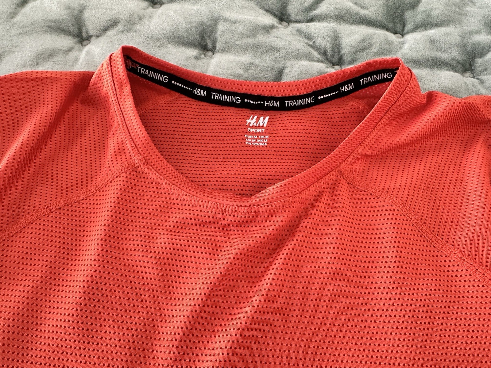 H&M Training Workout Top Size Medium In Burnt Orange BNWOT