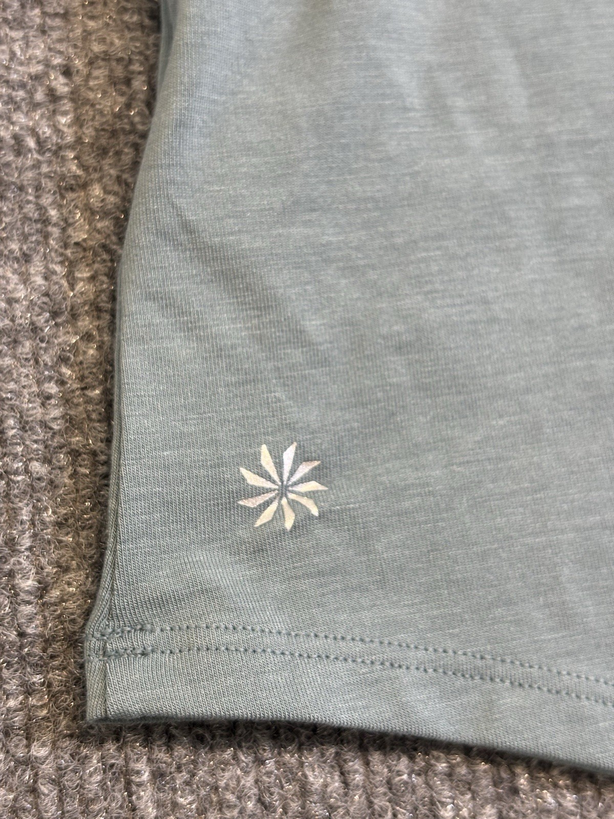 Athleta Move With Ease Tee Womens Plus 1X Green Relaxed Crew Breathable Stretch