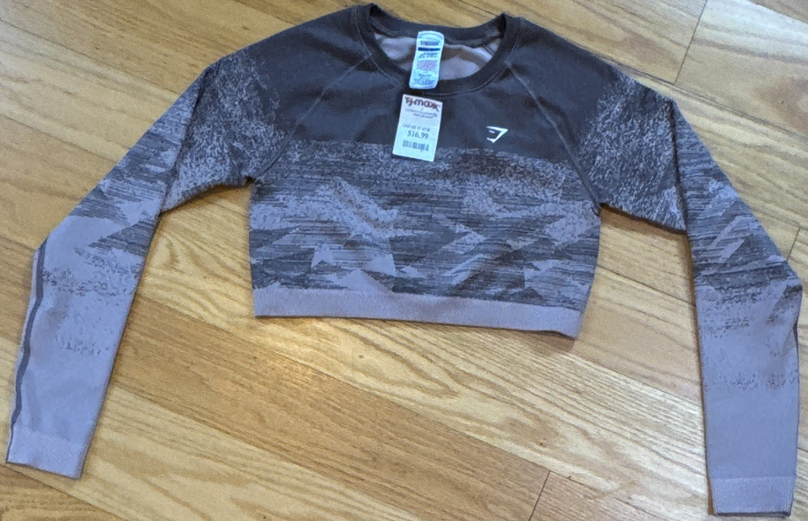 Gymshark Women’s Cropped Long Sleeve Camo T-Shirt Tan/brown L Crew Neck Stretch