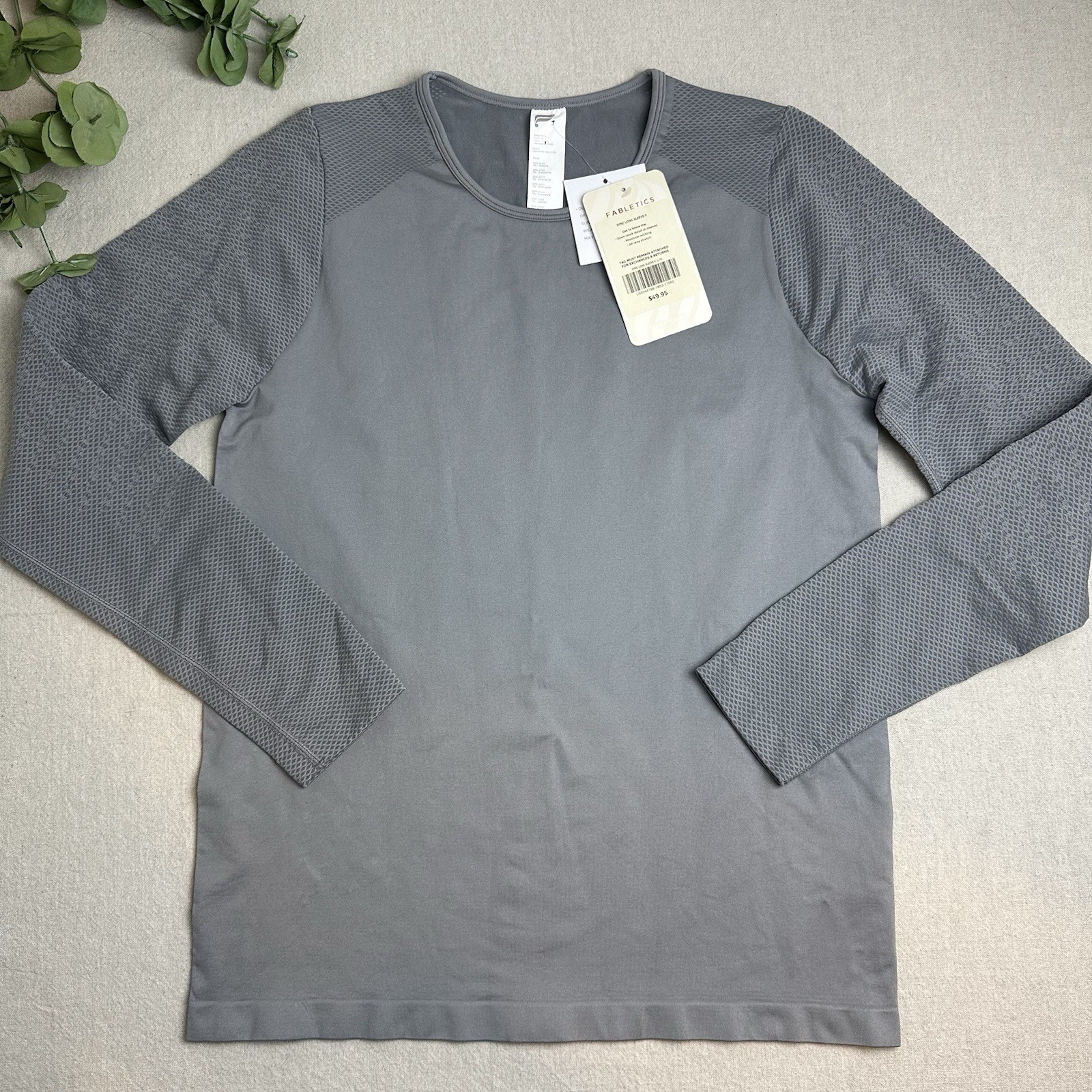 Fabletics Women’s Size L Sync Long Sleeve II Top Seamless Gray Active Wear NWT