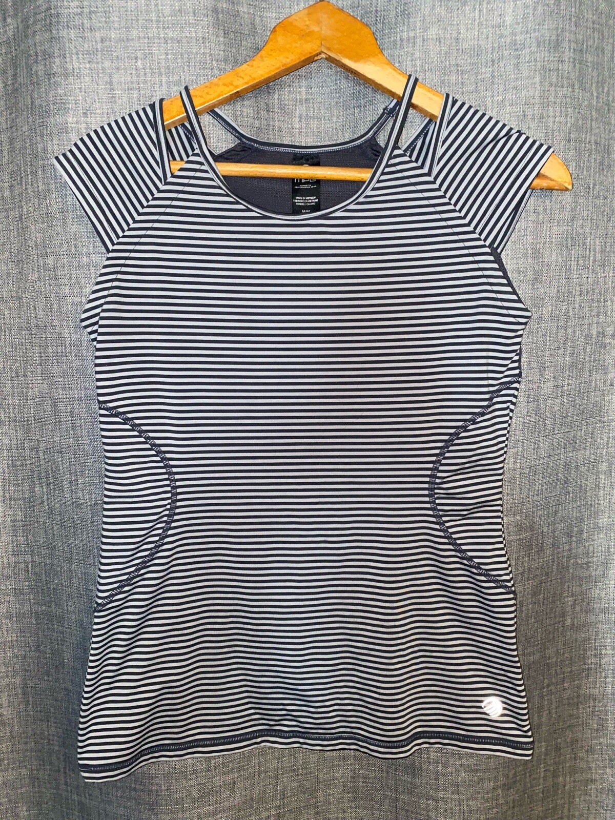MPG Women’s Striped Athletic Top! Size Medium!