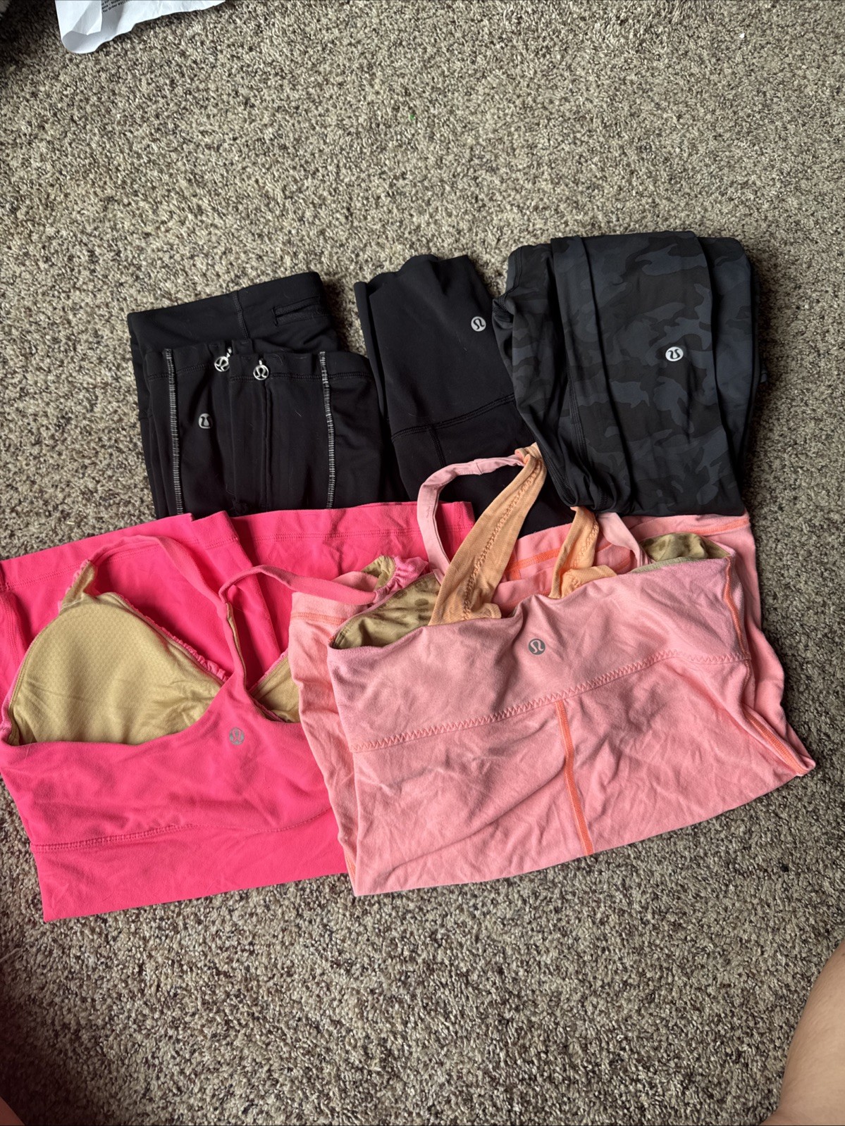 lululemon Lot 6/8/small/medium