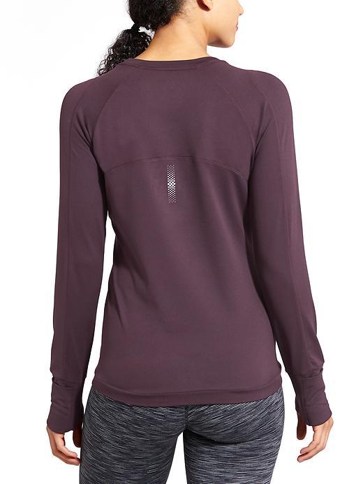 ATHLETA Superluxe Top, EUC, Size Large, Bright White, Thumbholes