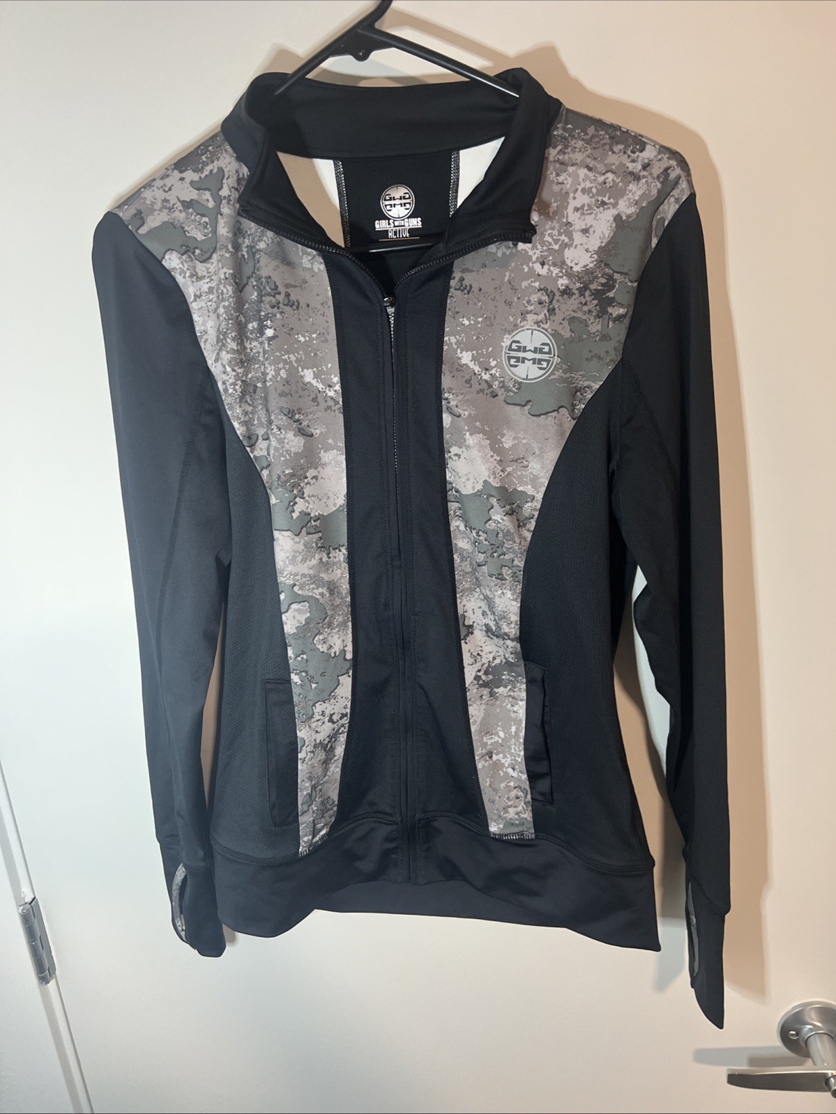 Girls With Guns Athletic Full Zip Longsleeve M Outdoor Shooting Camping Hunting