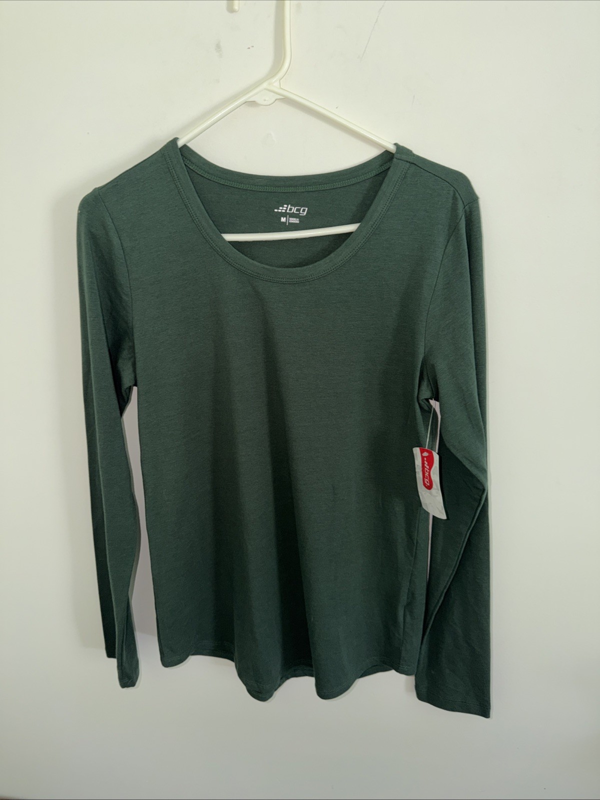 BCG Green Long Sleeve Seamless Crew Tee Women’s Size MED New