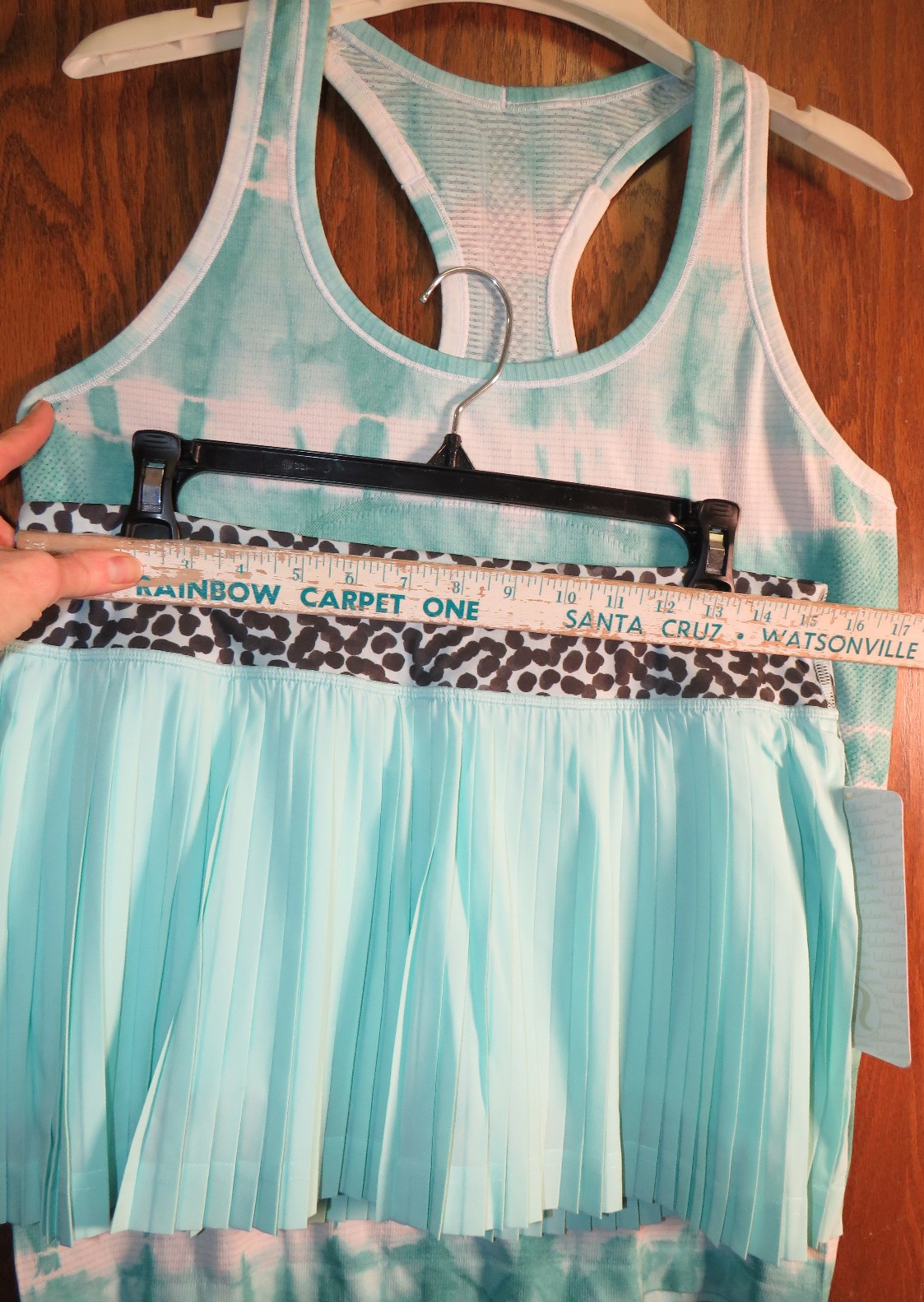 Lululemon 10 Run Swiftly Tech Racerback Tank Heathered Tranquil Blue Tie Dye EUC