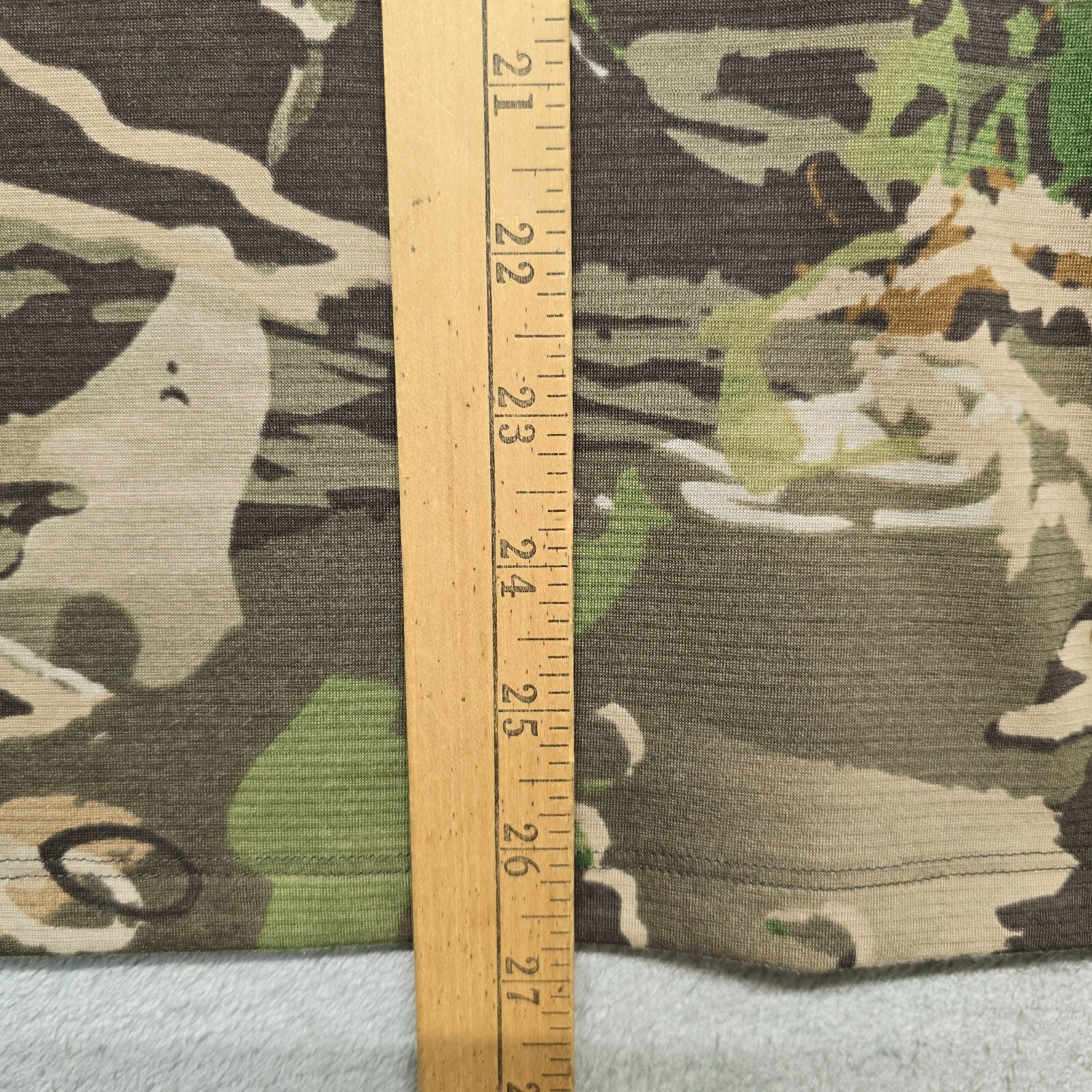 Under Armour Threadborne Top Womens Extra Large Green Camo Lightweight Heat Gear