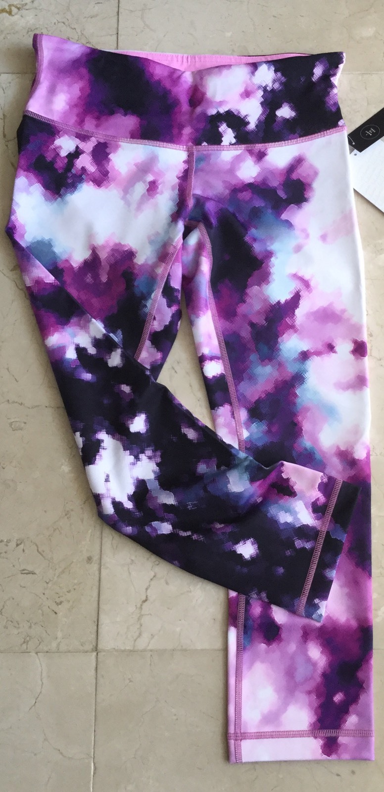 LULULEMON Wunder Under Crop III – Blooming Pixie SQOI Size 6 NWT