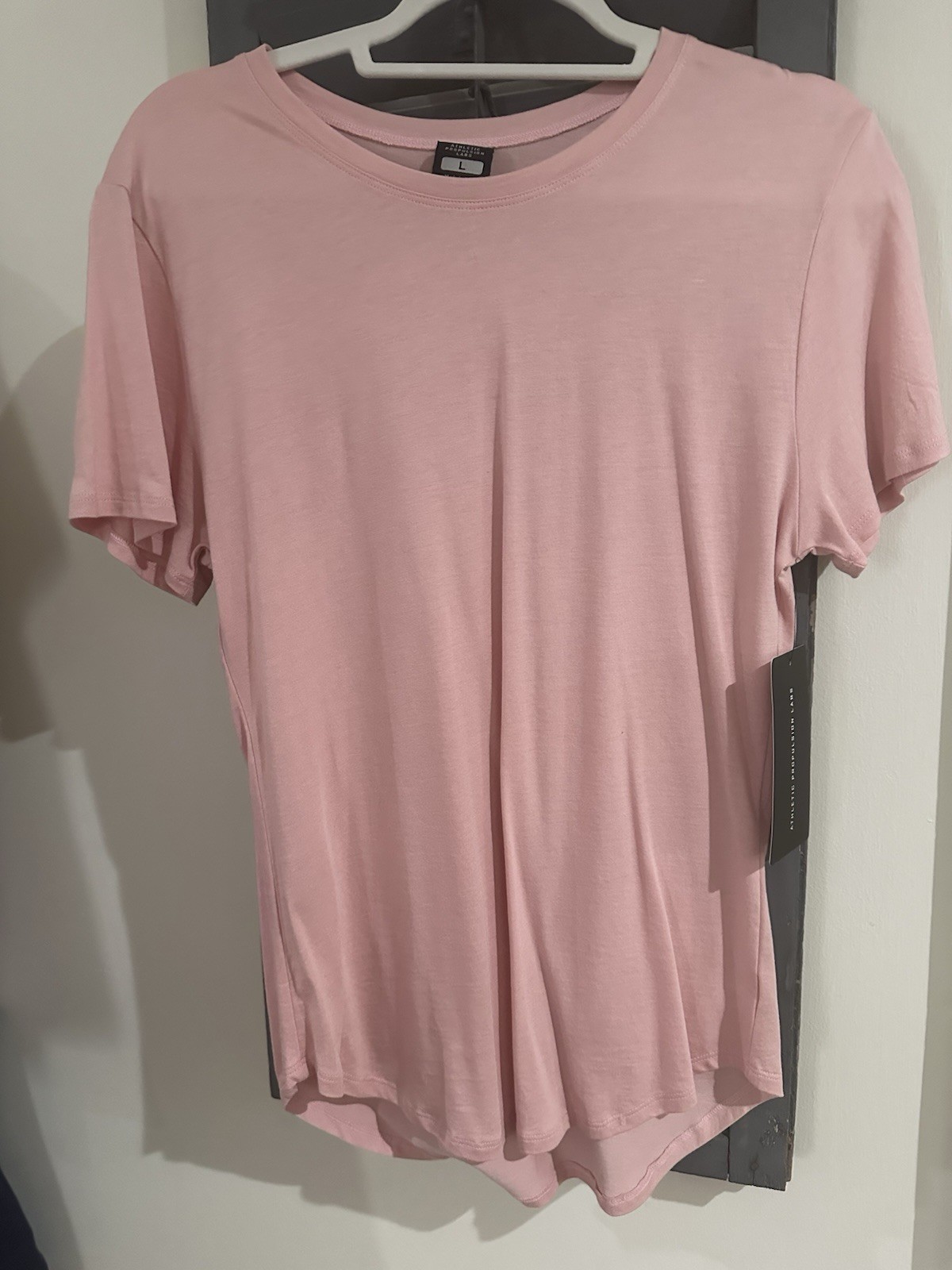 Women’s APL Athletic Propulsion Labs Dusty Rose Perfect Tee** Size L