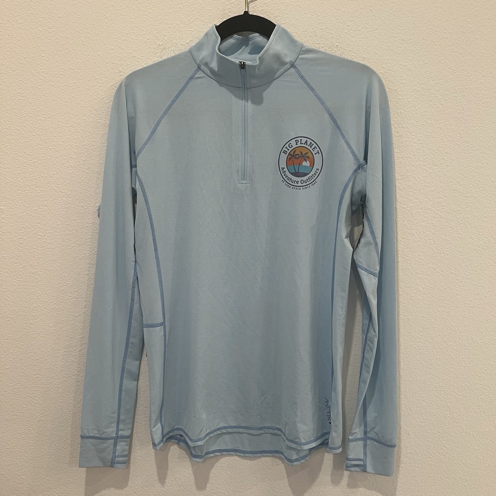 Anetik Women’s Blue Sunset Palm Circle Flight Shirt Long Sleeve Quarter Zip M