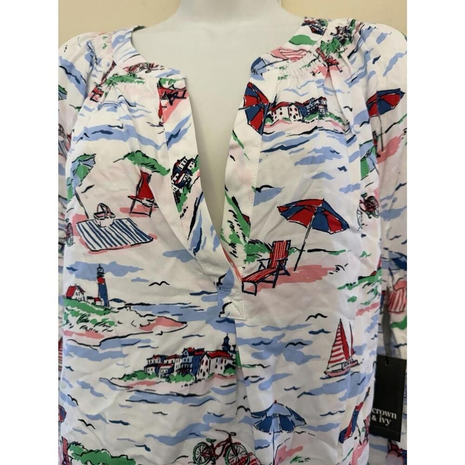 Crown & Ivy Beach Print Pullover Top Women’s Curvy 1X Long Sleeve NWT