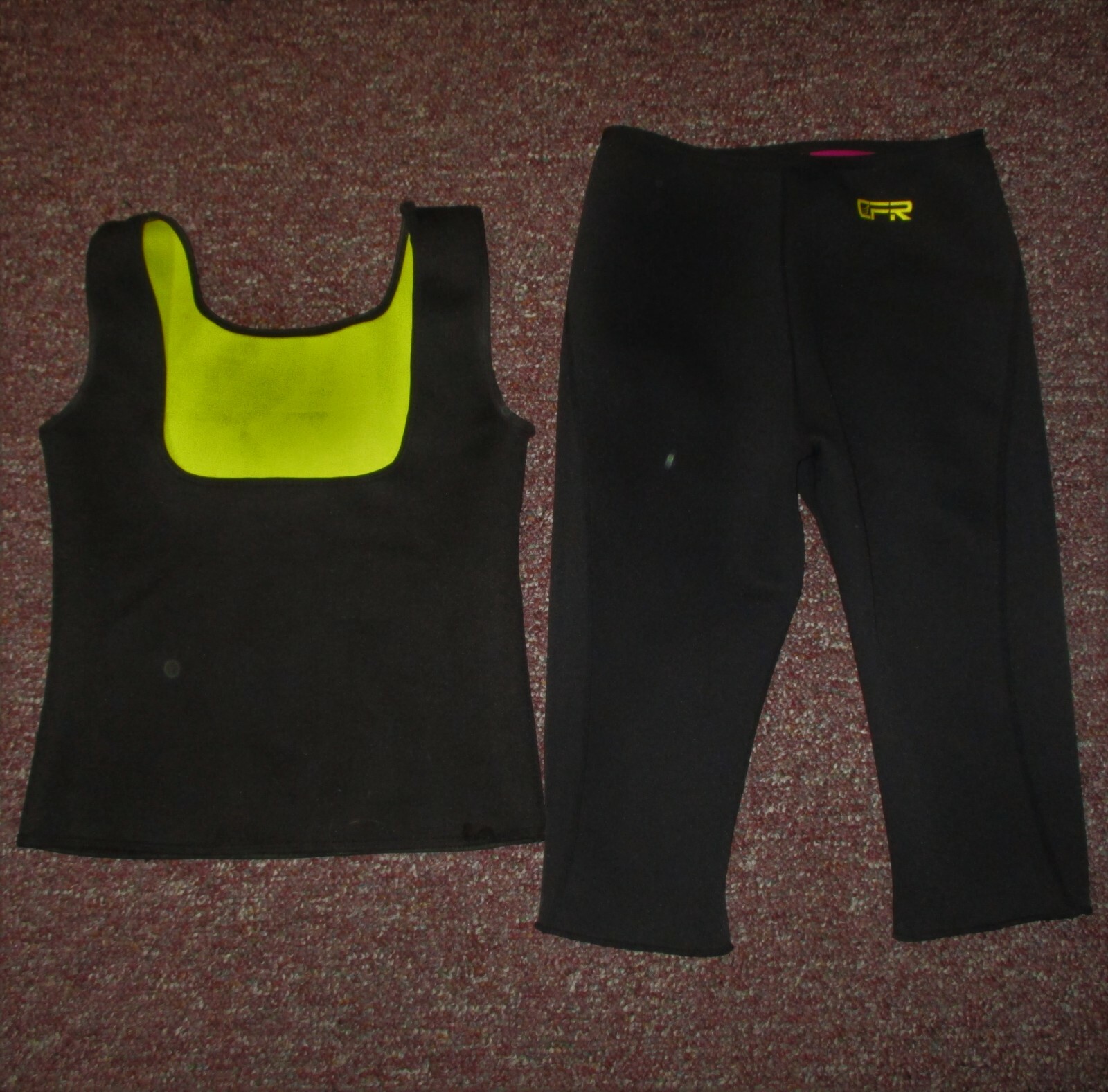CFR Black Neoprene Cropped Compression Pants & Top Outfit Size M/L