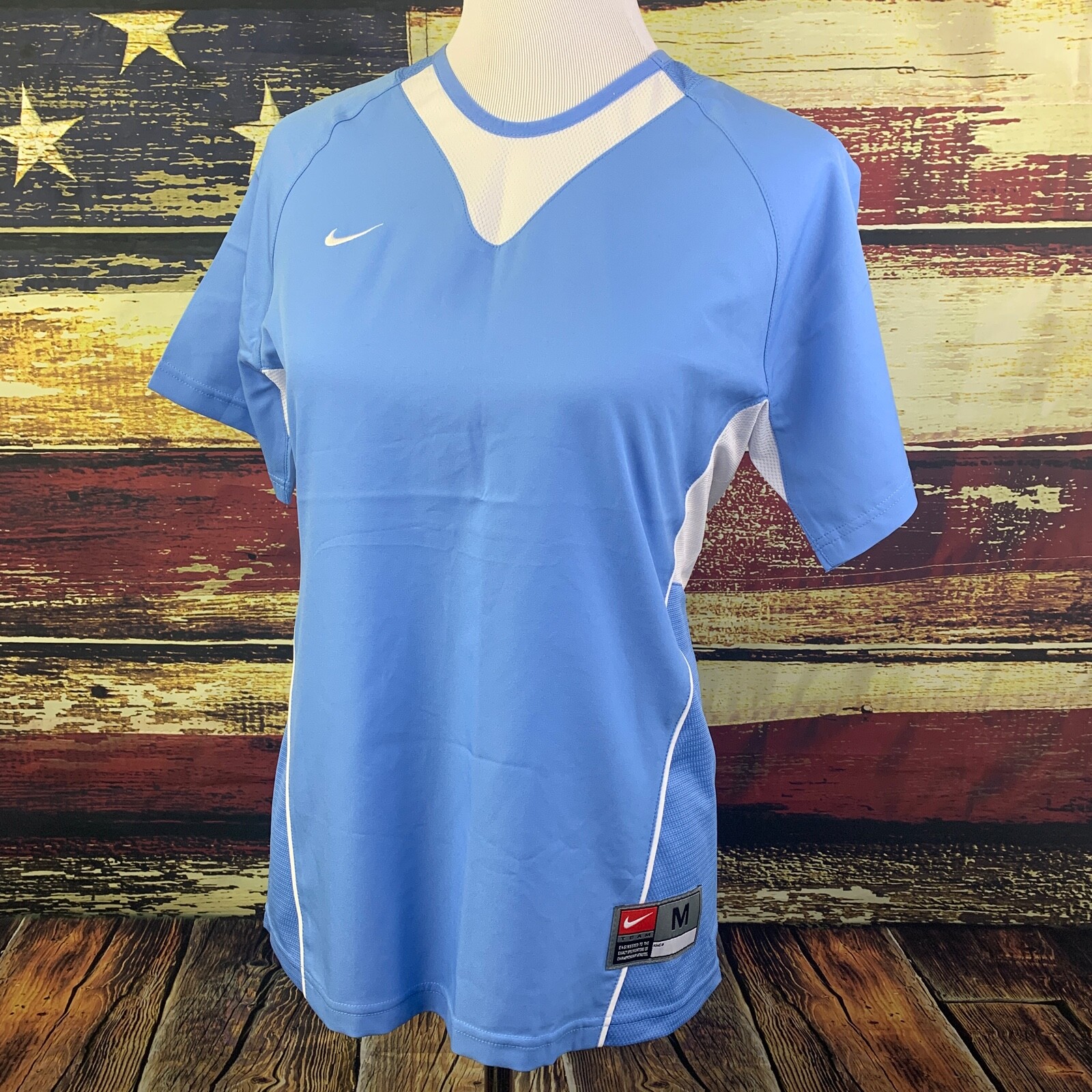 Nike Women’s Dry-Fit Blue White Vented Polyester Athletic Shirt Medium & Large