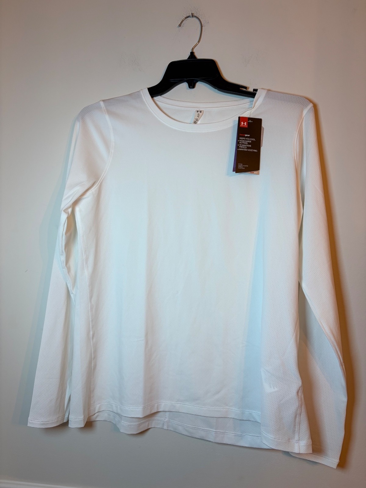 Under Armour Women’s Long Sleeve White Performance Shirt XL