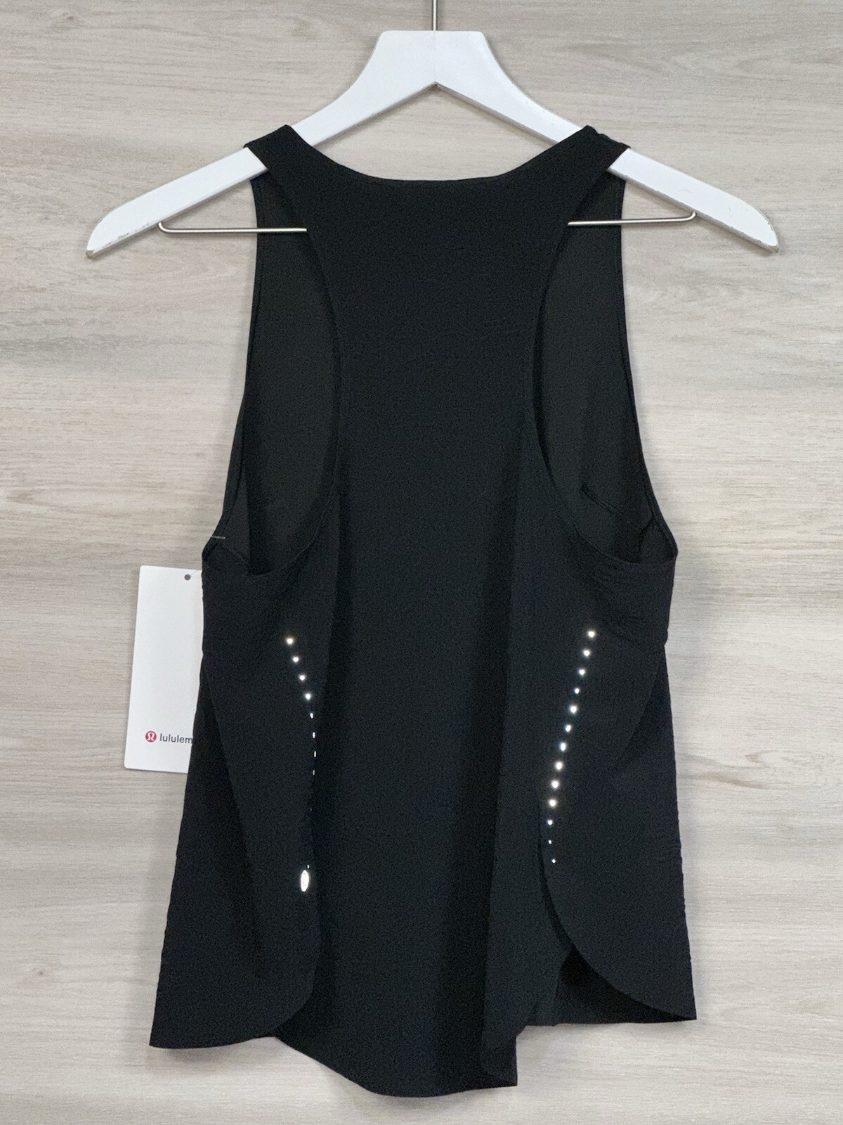 Lululemon Lightweight Stretch Run Tank Airflow Textured Fabric Size 8 INSE 04049