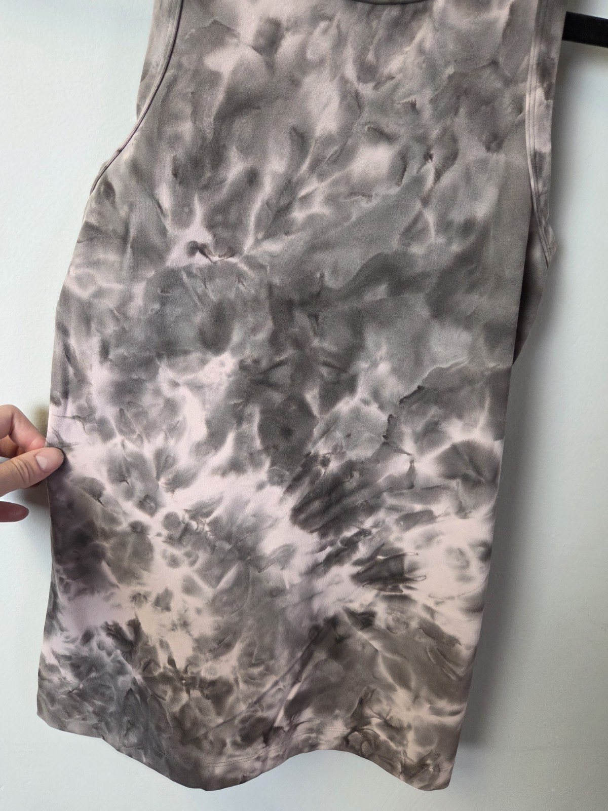 lululemon Align Hip-Length Racerback Tank Top Gray Pink Tie-Dye Size 4