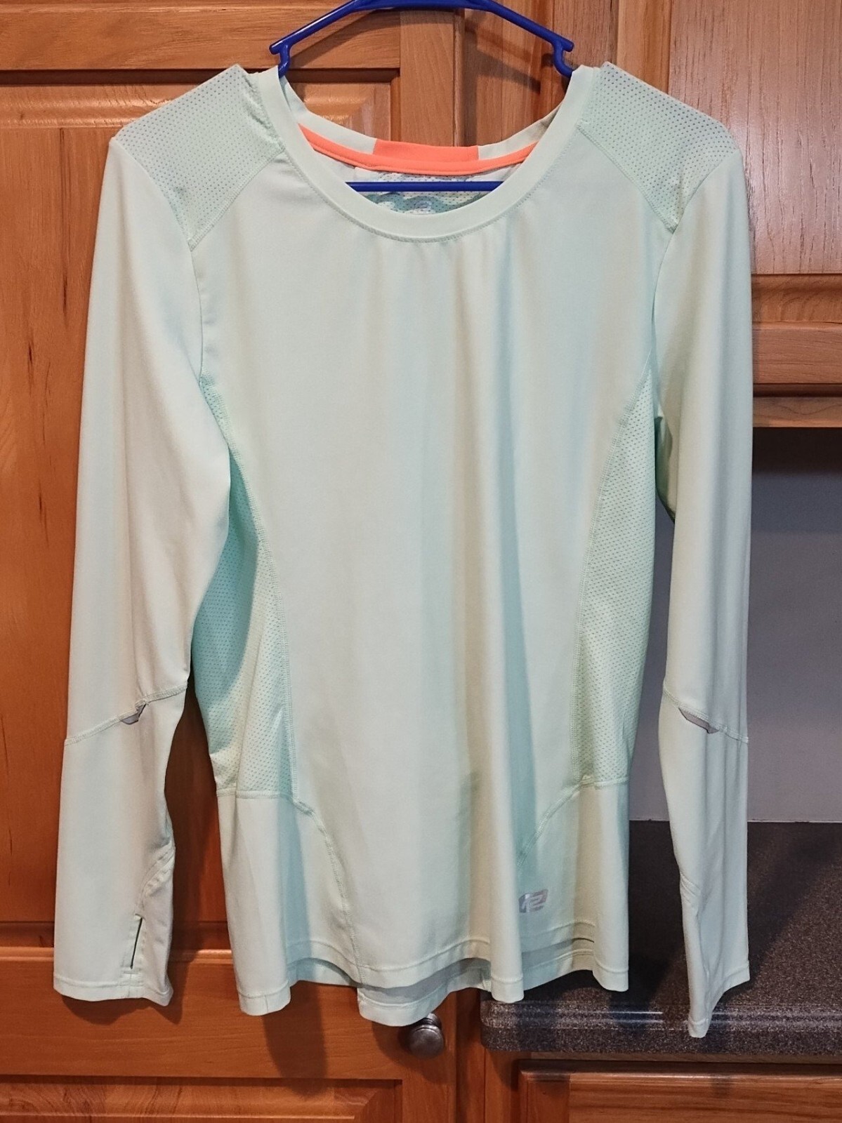 Road Runner Long Sleeve Athletic Running Shirt Size M