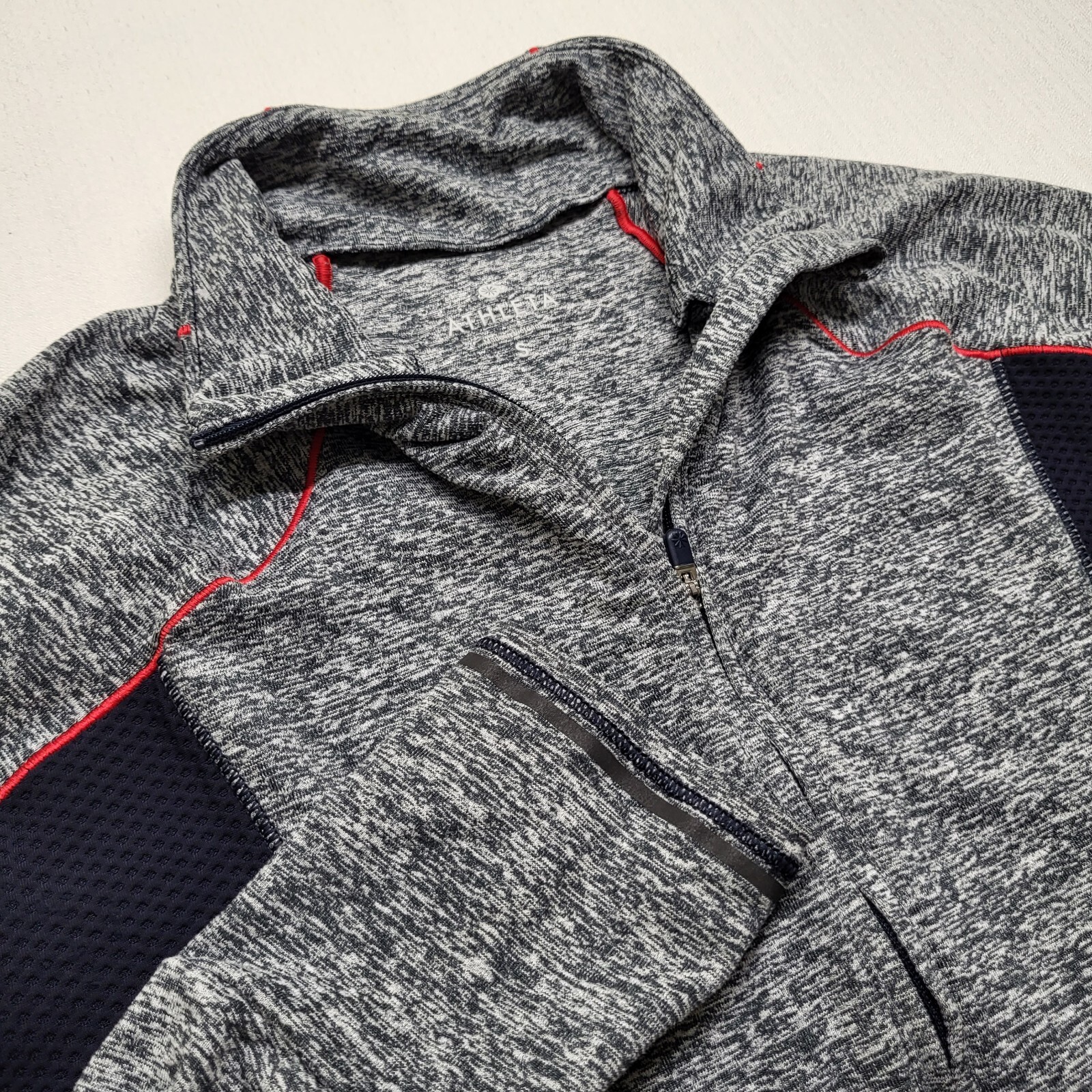 Athleta Half Zip Top Running Wild Small Gray Colorblock Performance Mock Neck