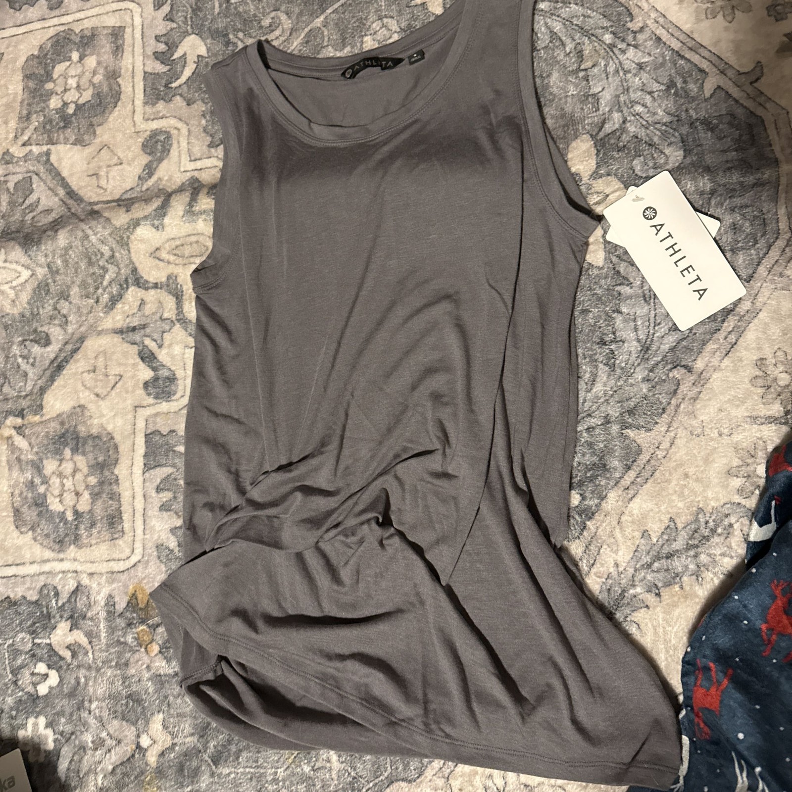 Tags on, Athleta Threadlight Twist Ruched Tank Top