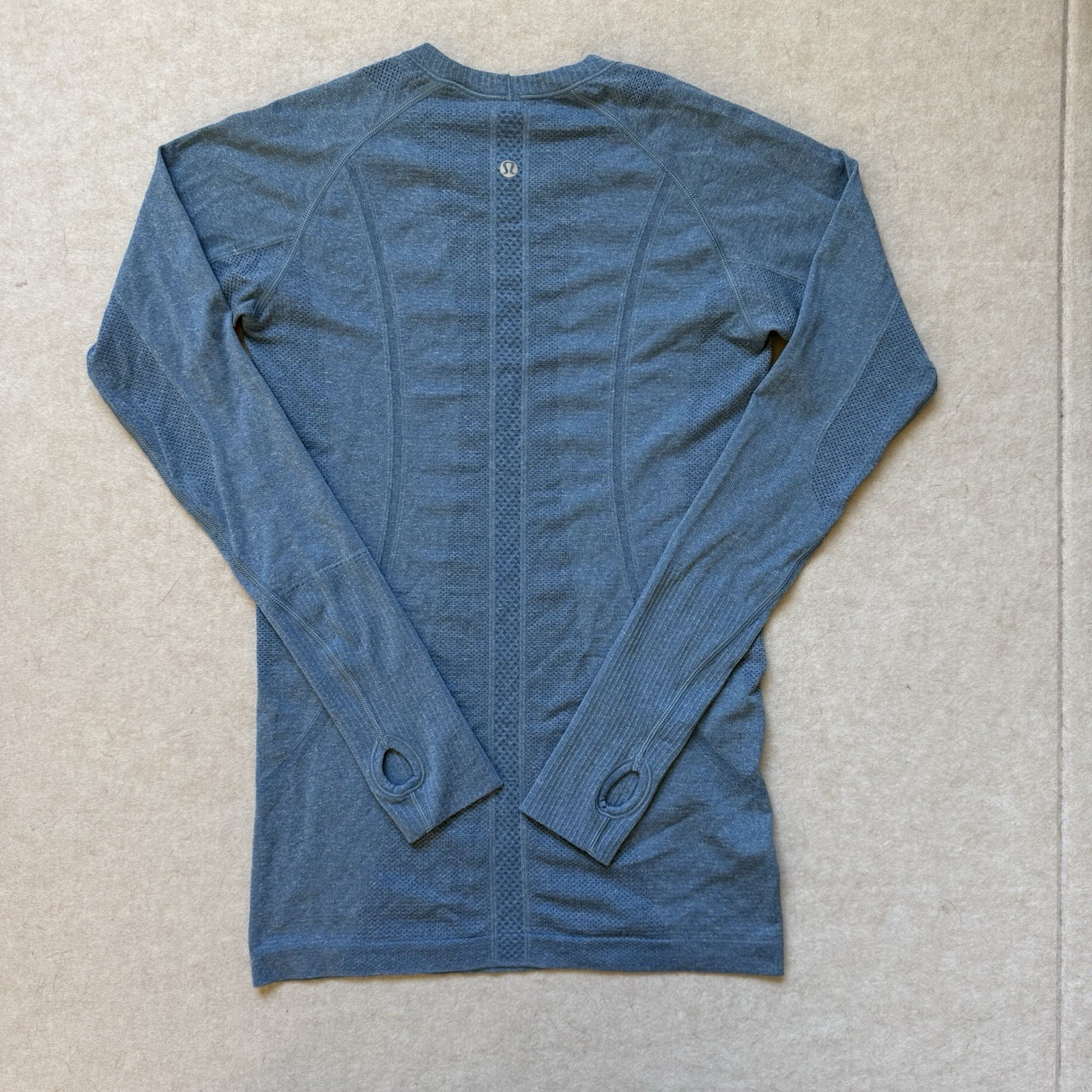 Lululemon Swiftly Tech 1.0 LS Heathered Blue Seamless Training Shirt Size 6 EUC