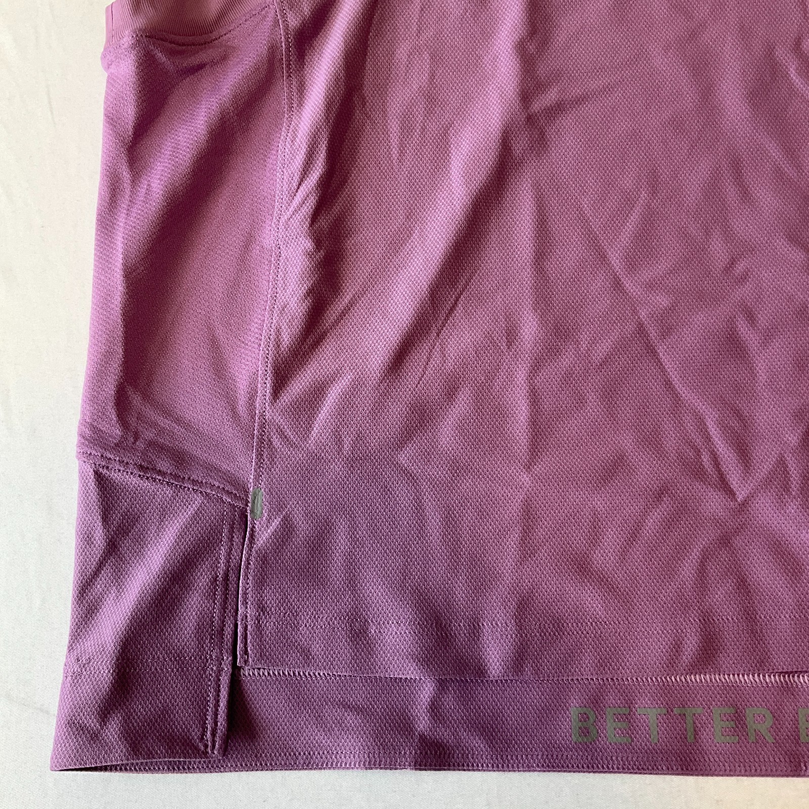 Lululemon Mesh Back Cropped Train Tank Womens Size 8 Purple Stretch Sleeveless