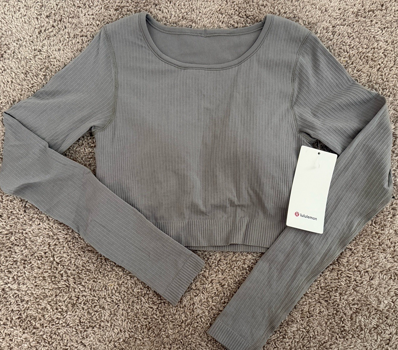 LULULEMON Ebb To Street Long Sleeve Top Women Size 8 Crew Neck Built In Bra Gray