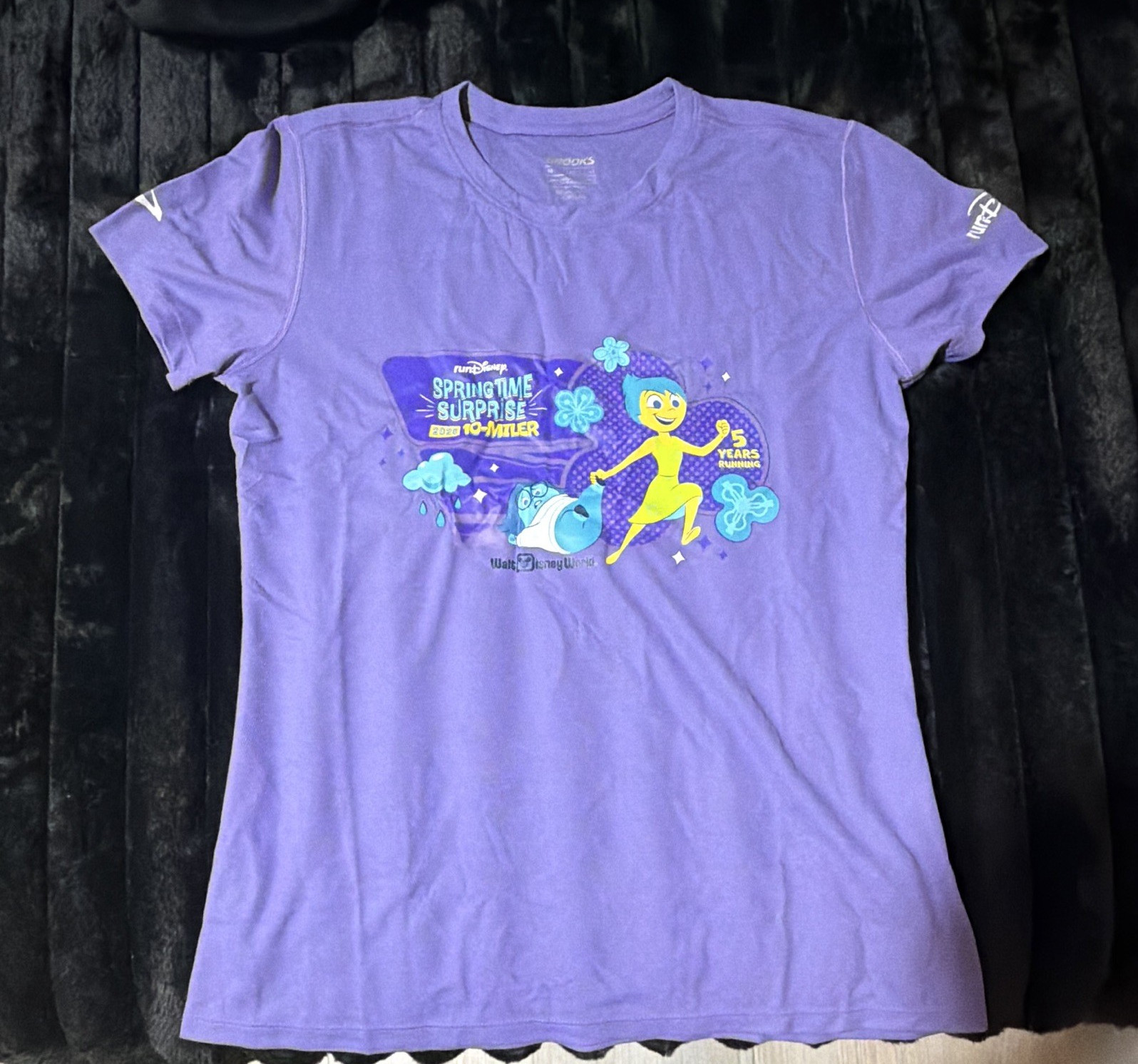 Brooks runDisney Springtime Surprise 2020 10-Miler Purple Tee Lightweight M