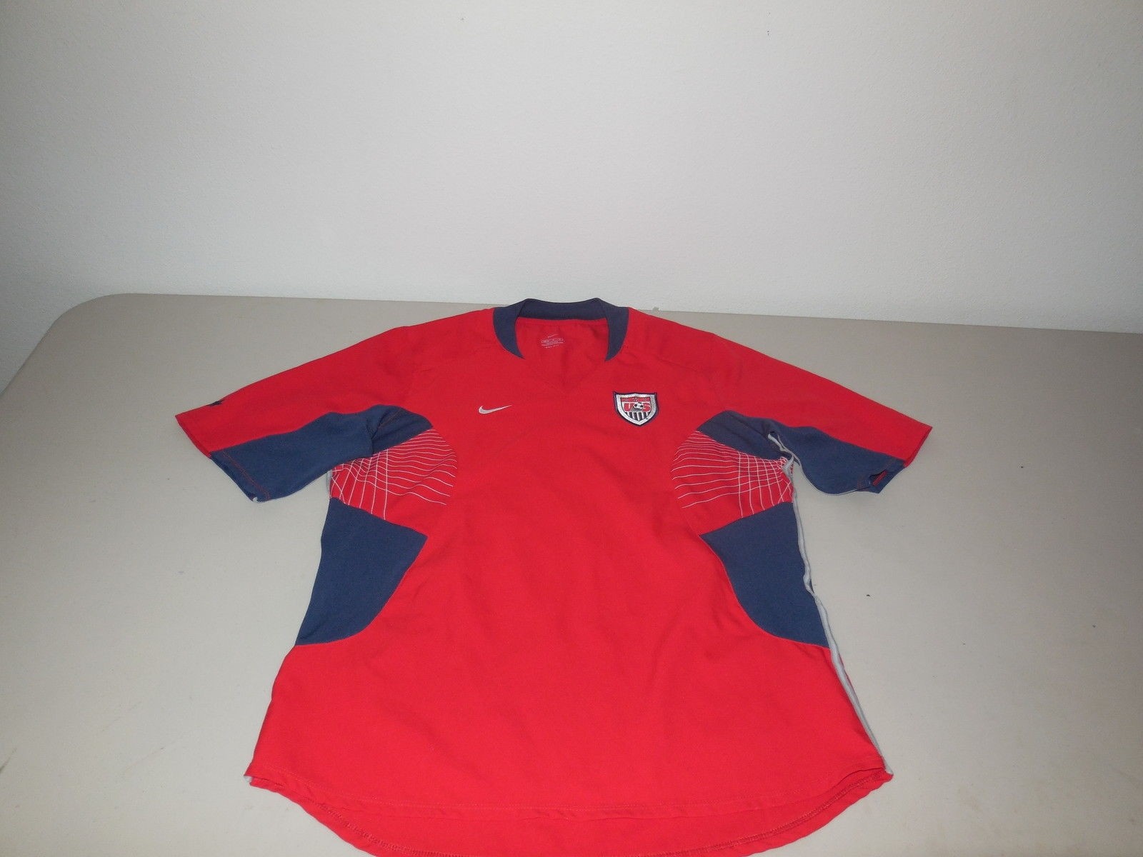 Nike USA Soccer Jersey Shirt Athletic Team Training Dri Fit Woman’s Medium