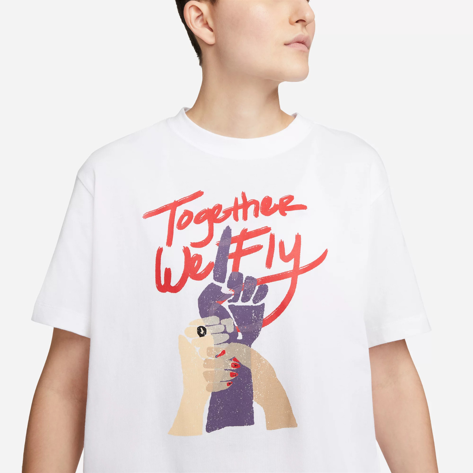 Nike Womens Swoosh Fly Boyfriend T-Shirt Basketball Tee Size Small DR2595 100