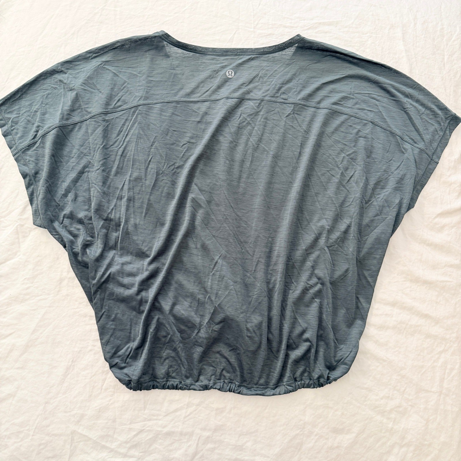 Lululemon Through The Movement Tee Sea Steel+ Floral Energy Bra Womens 8 Set Lot