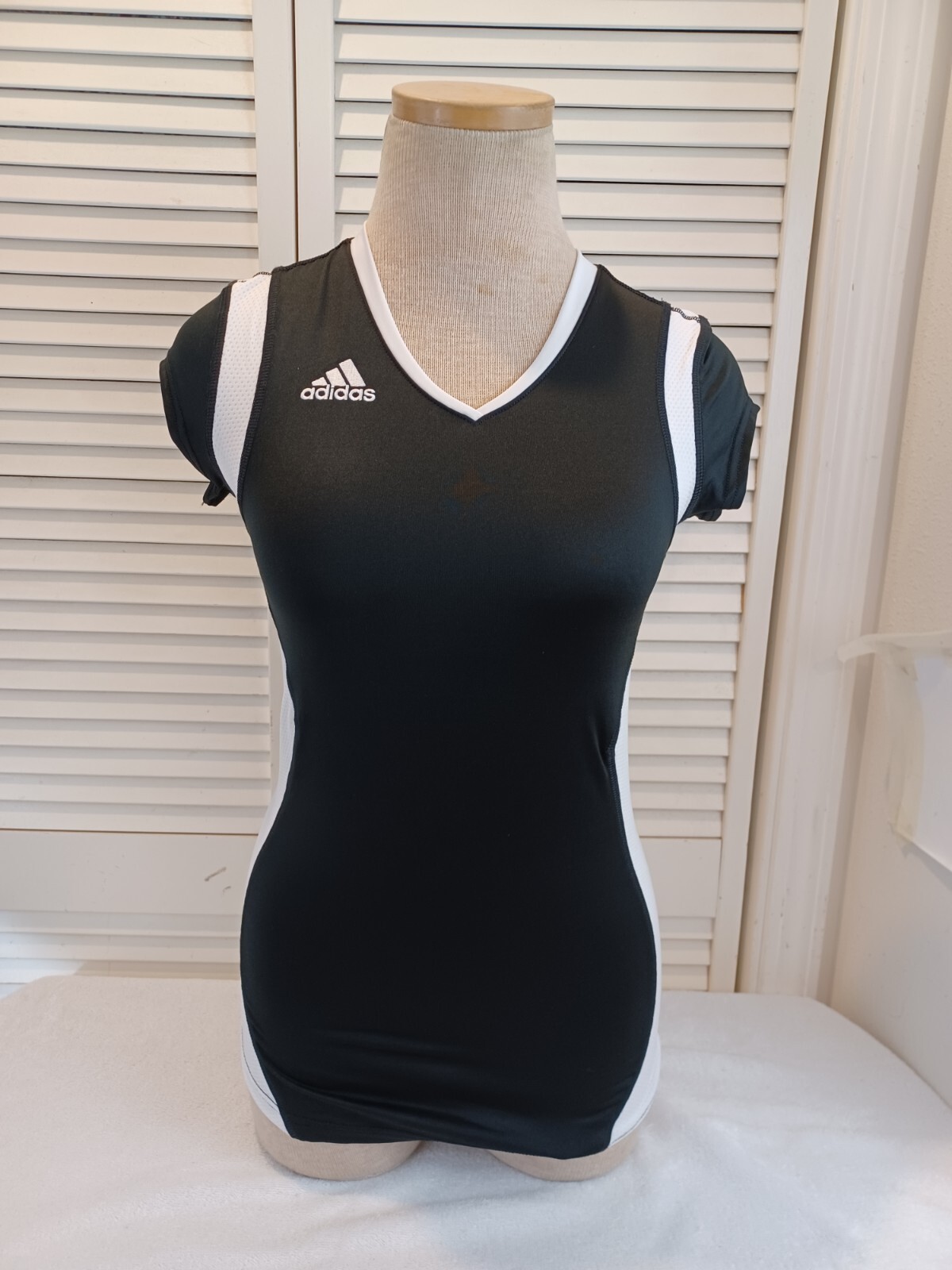 Adidas,Women’s,Size 2XS,Sleeveless Black,White,Tennis Tank Top Shirt