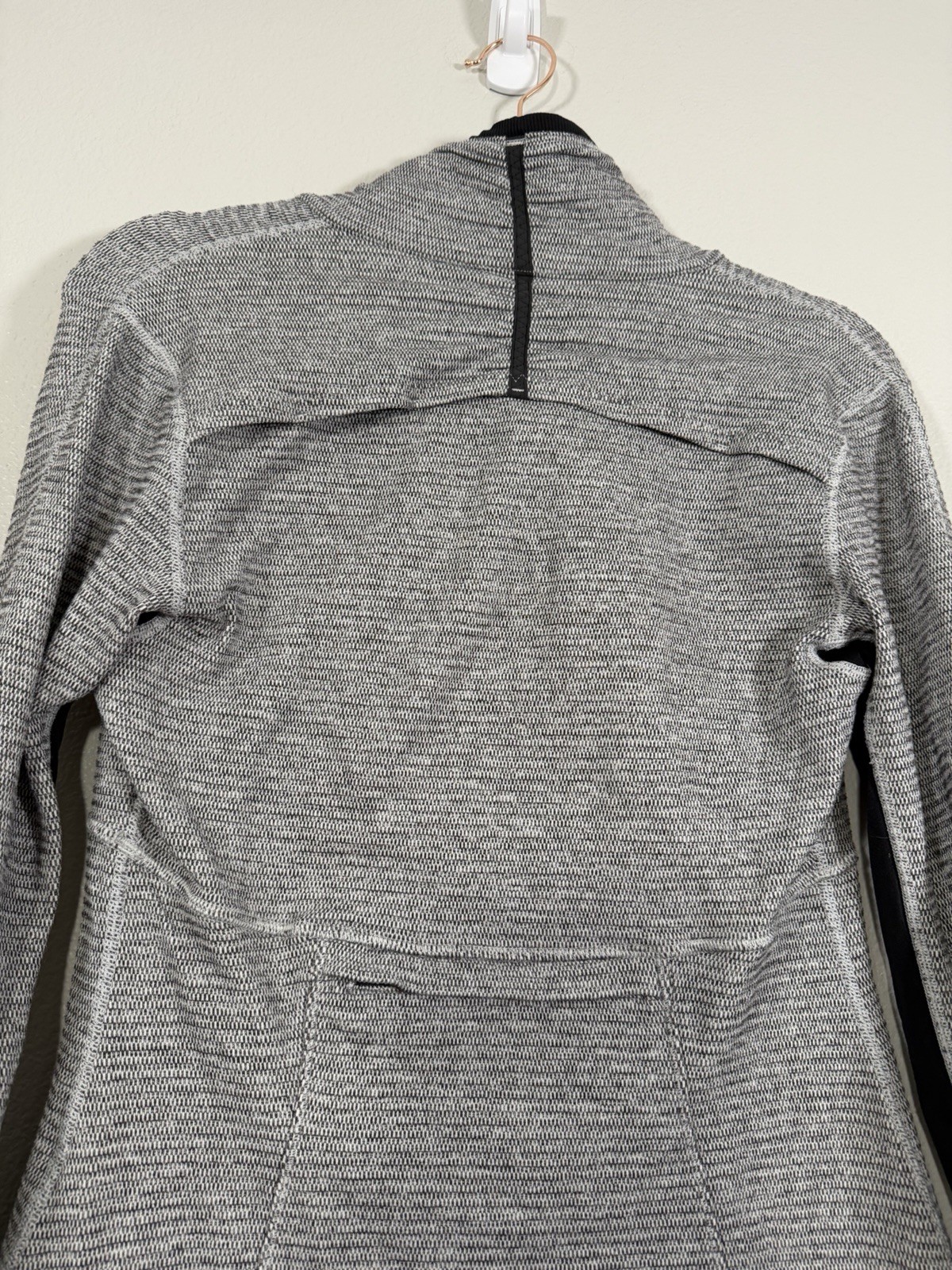 lululemon athletica Base Runner Herringbone Performance Half-Zip Gray Women 6