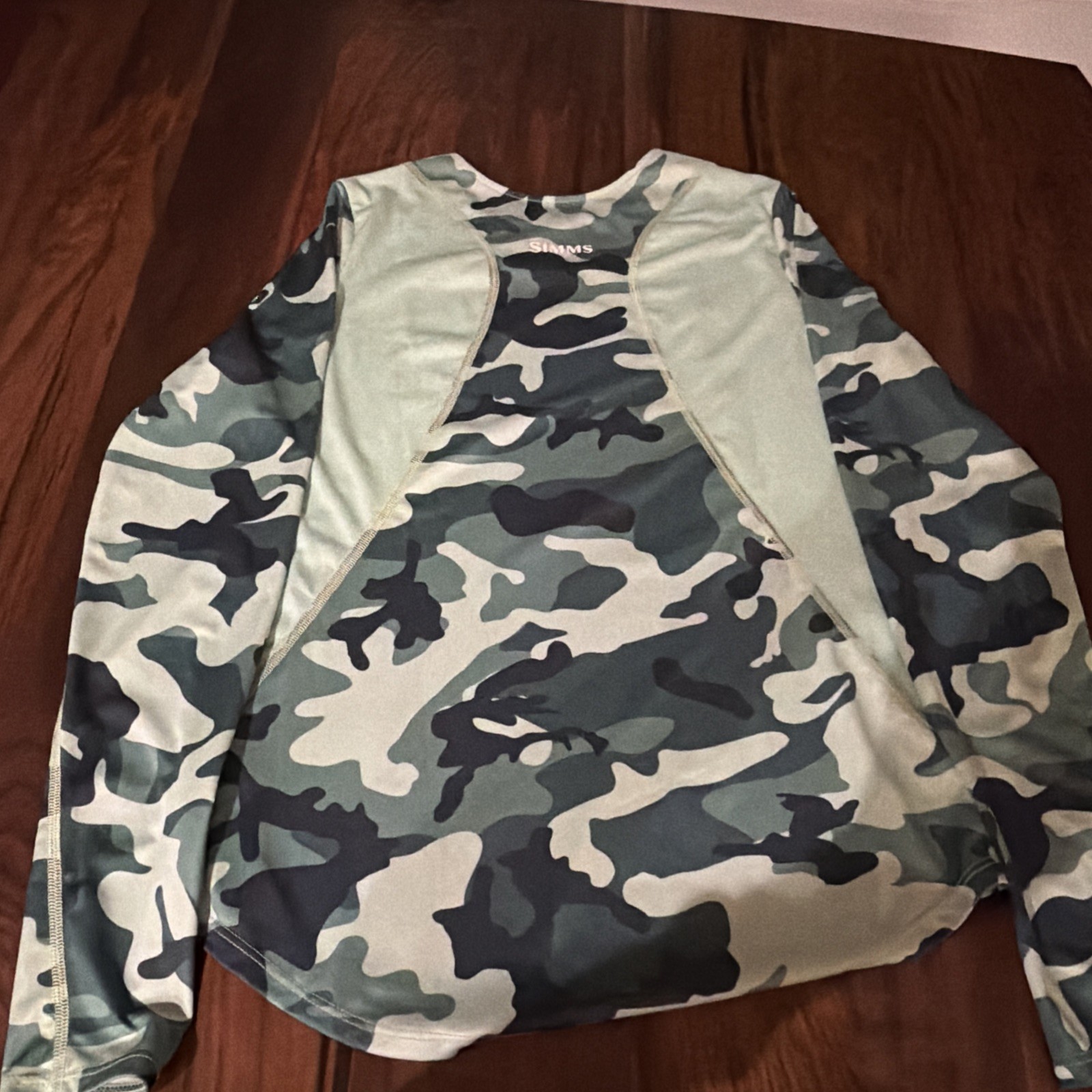 Simms Camouflage Long Sleeve Performance Shirt Womans M Green Fishing Outdoor