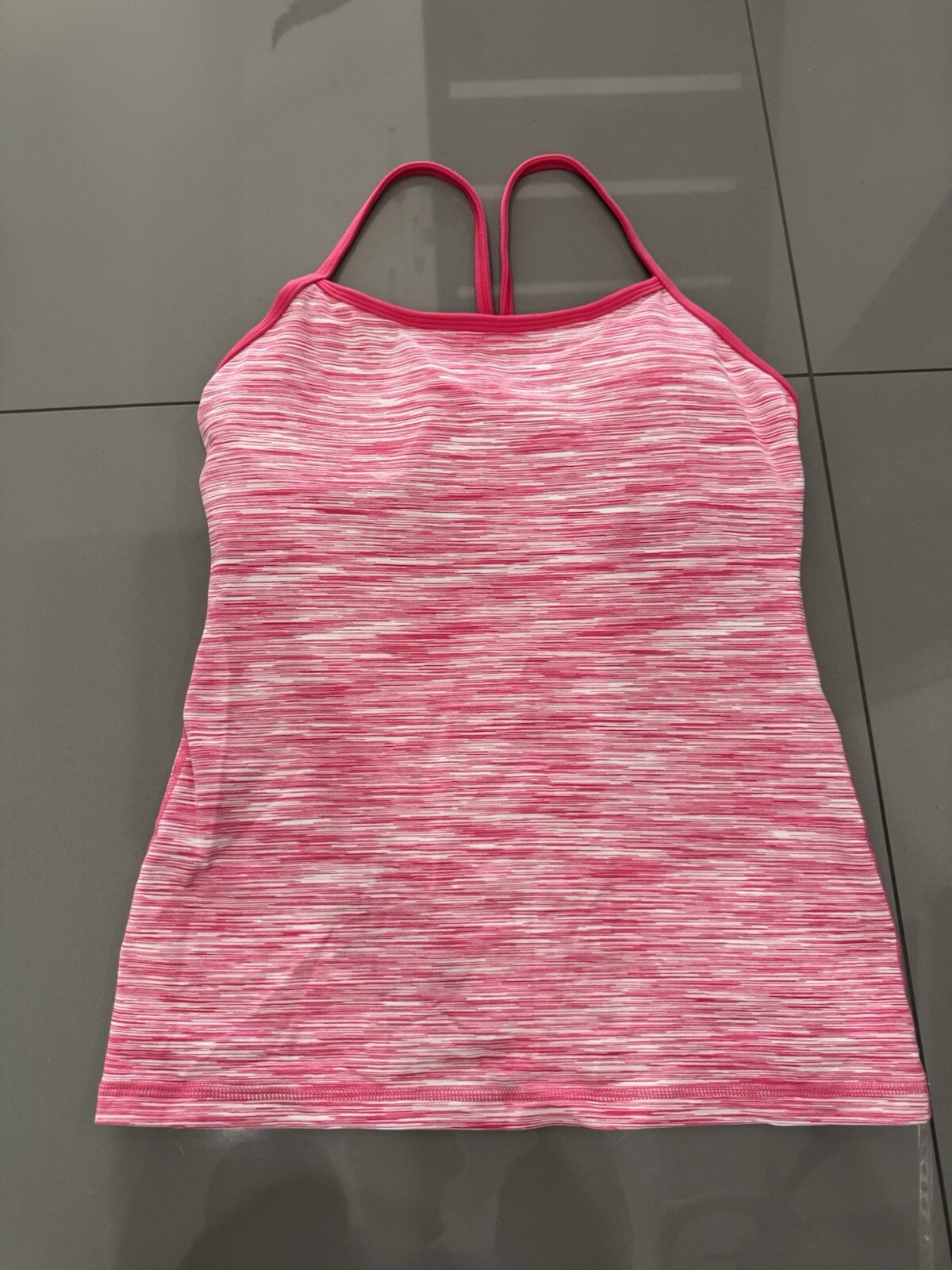 Lululemon women’s pink white print racer-back sports bra top Sz 8
