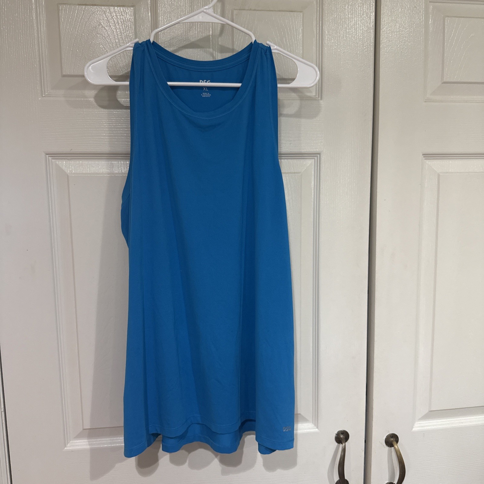 DSG Women’s XL Sleeveless Gym Top