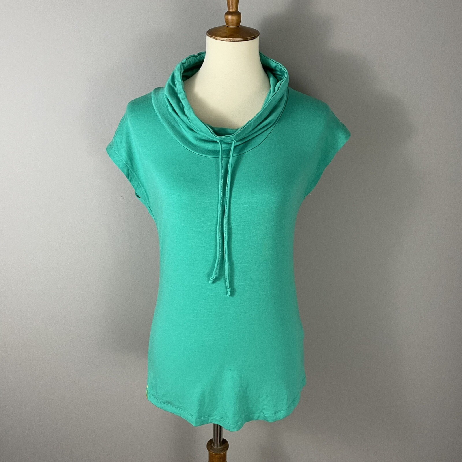 LOLE Womens Aqua Teal Funnel Neck Jersey Knit Top Sz M Cap Sleeve Soft Stretchy