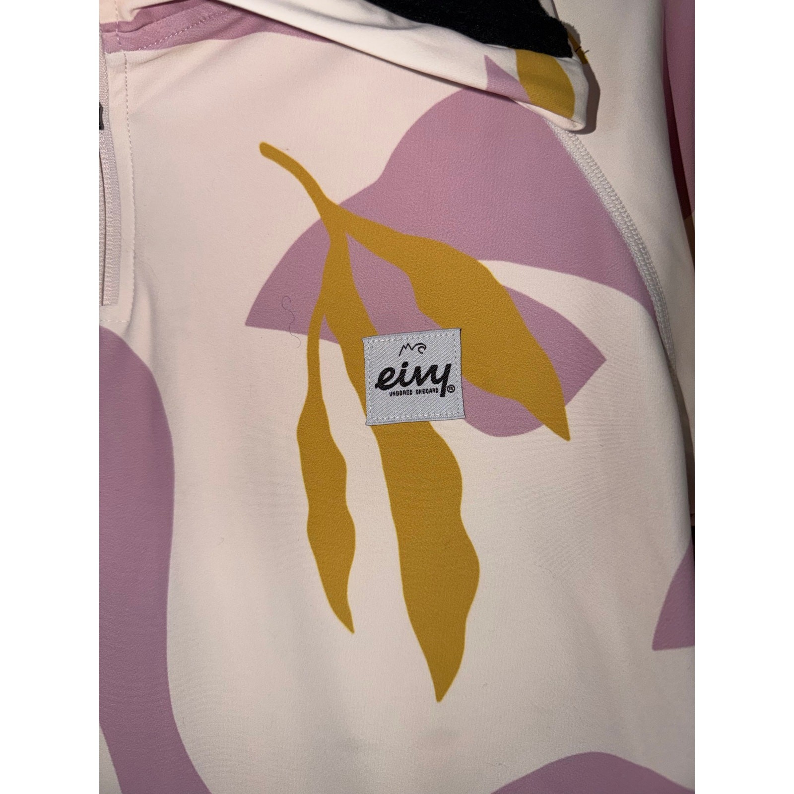 Eivy Icecold Base Layer Top Integrated Neckwarmer Floral Bloom Longline Thumbhol
