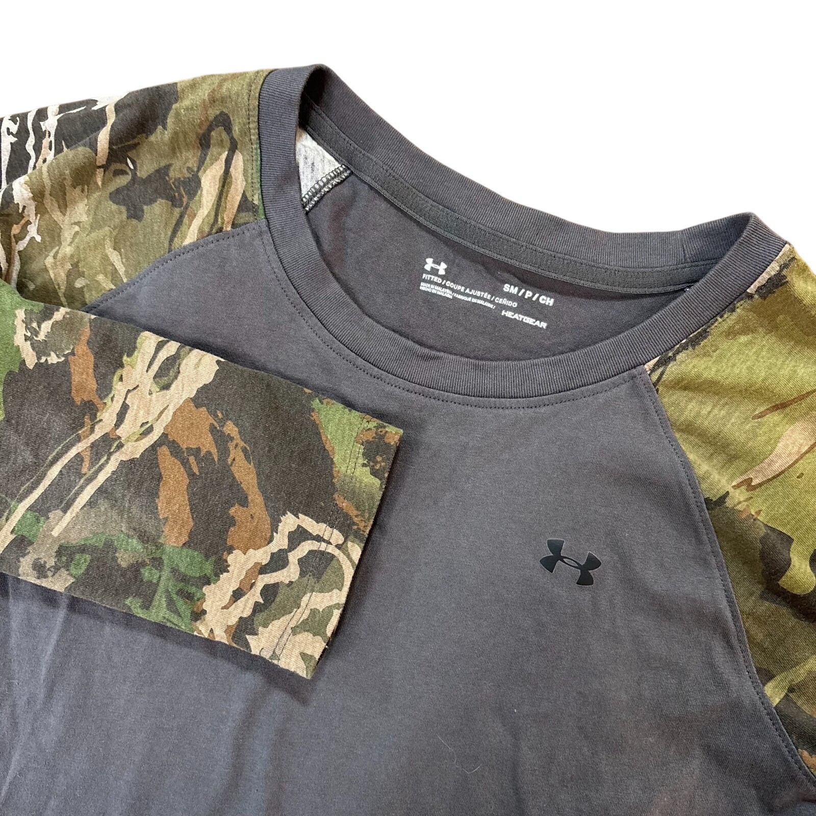 UNDER ARMOUR HeatGear Shirt Womens Small Gray Camo Raglan 3/4 Sleeve Fitted