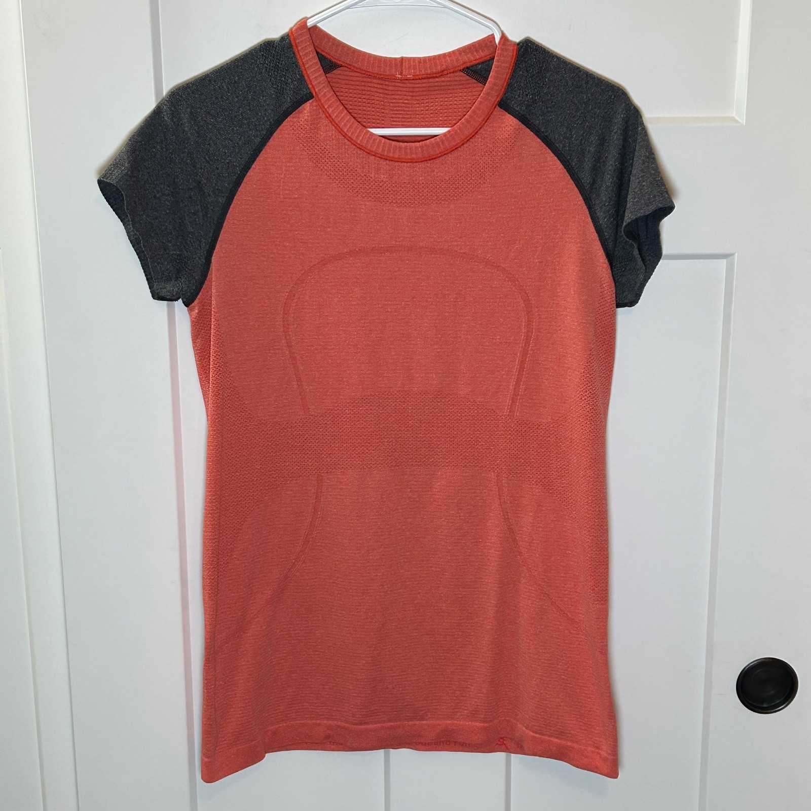 Lululemon Swiftly Size 10 Tech Short Sleeve Running Shirt ~ Coral / Gray