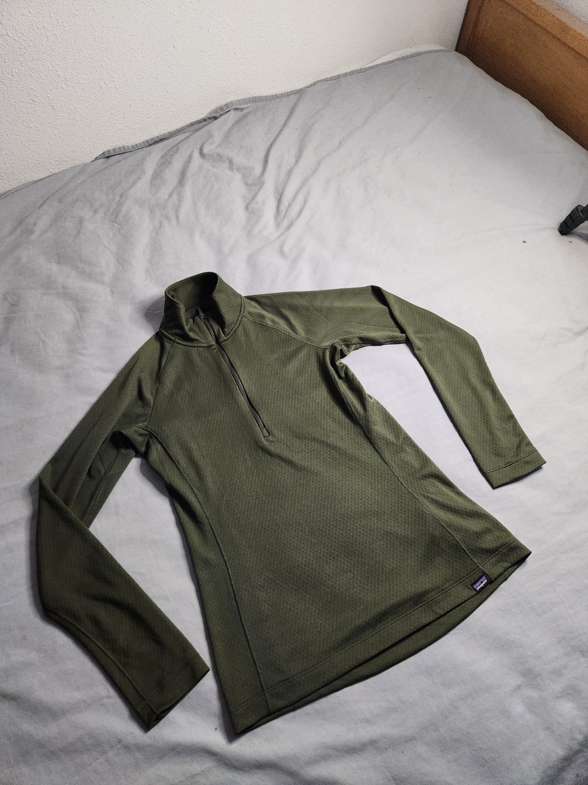 Patagonia Capilene Midweight Pullover Base Layer Womens XS Army Green 44457 NEW