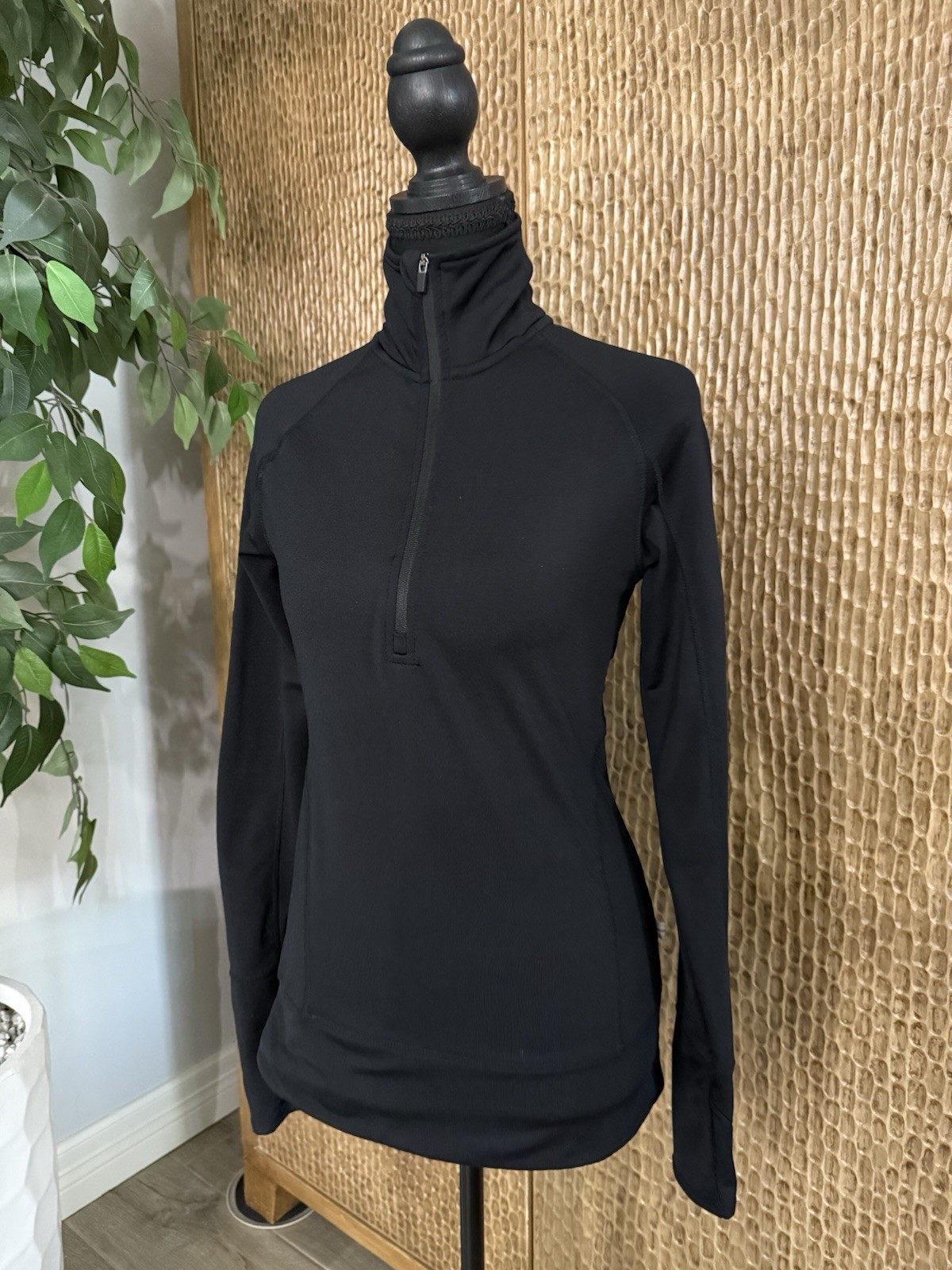 Mondetta Pullover Black Solid Women XS 1/4 Zip Stretch Mock Neck Long Sleeve